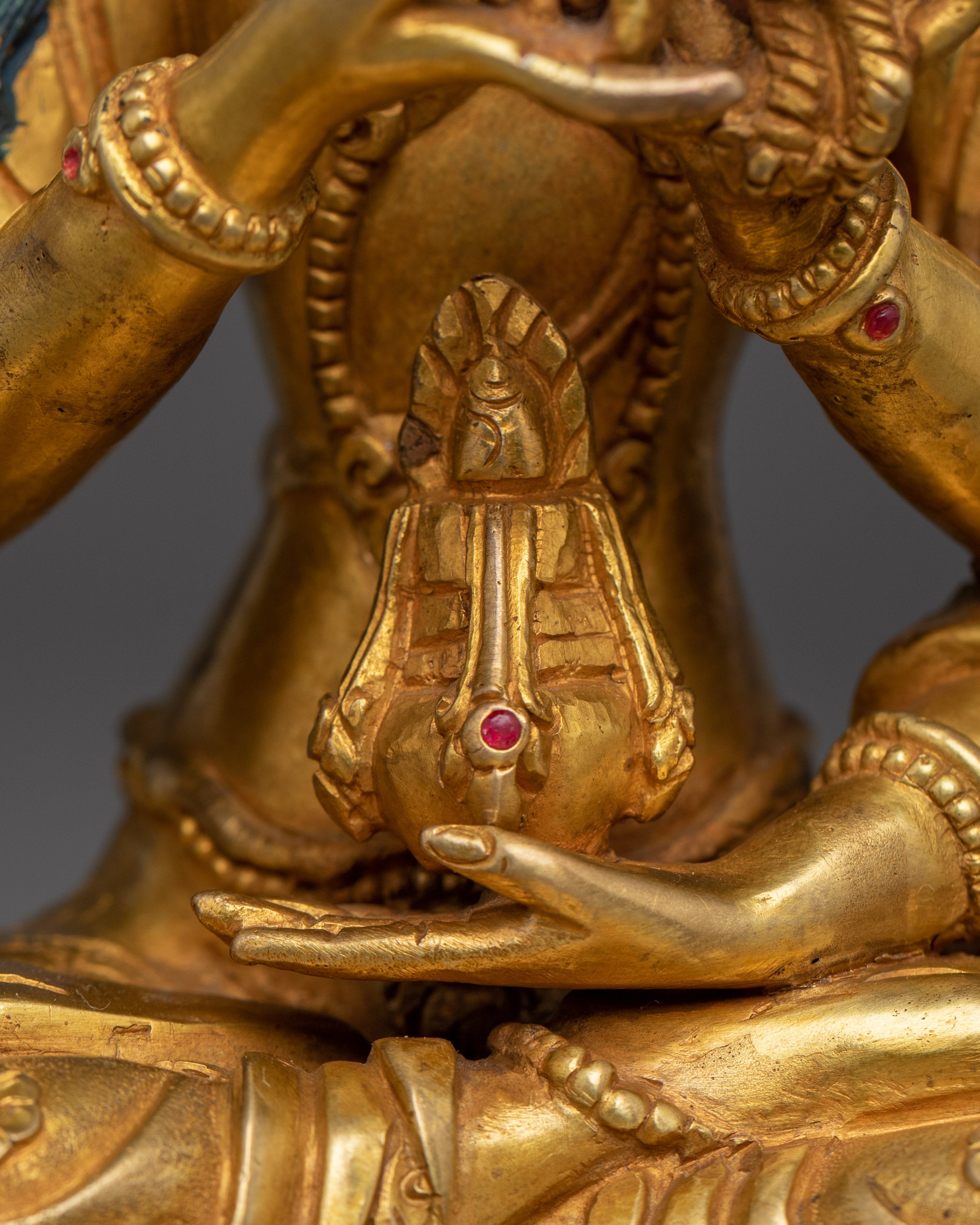 Buddhist Statue of Namgyalma for Meditation | Spiritual Longevity