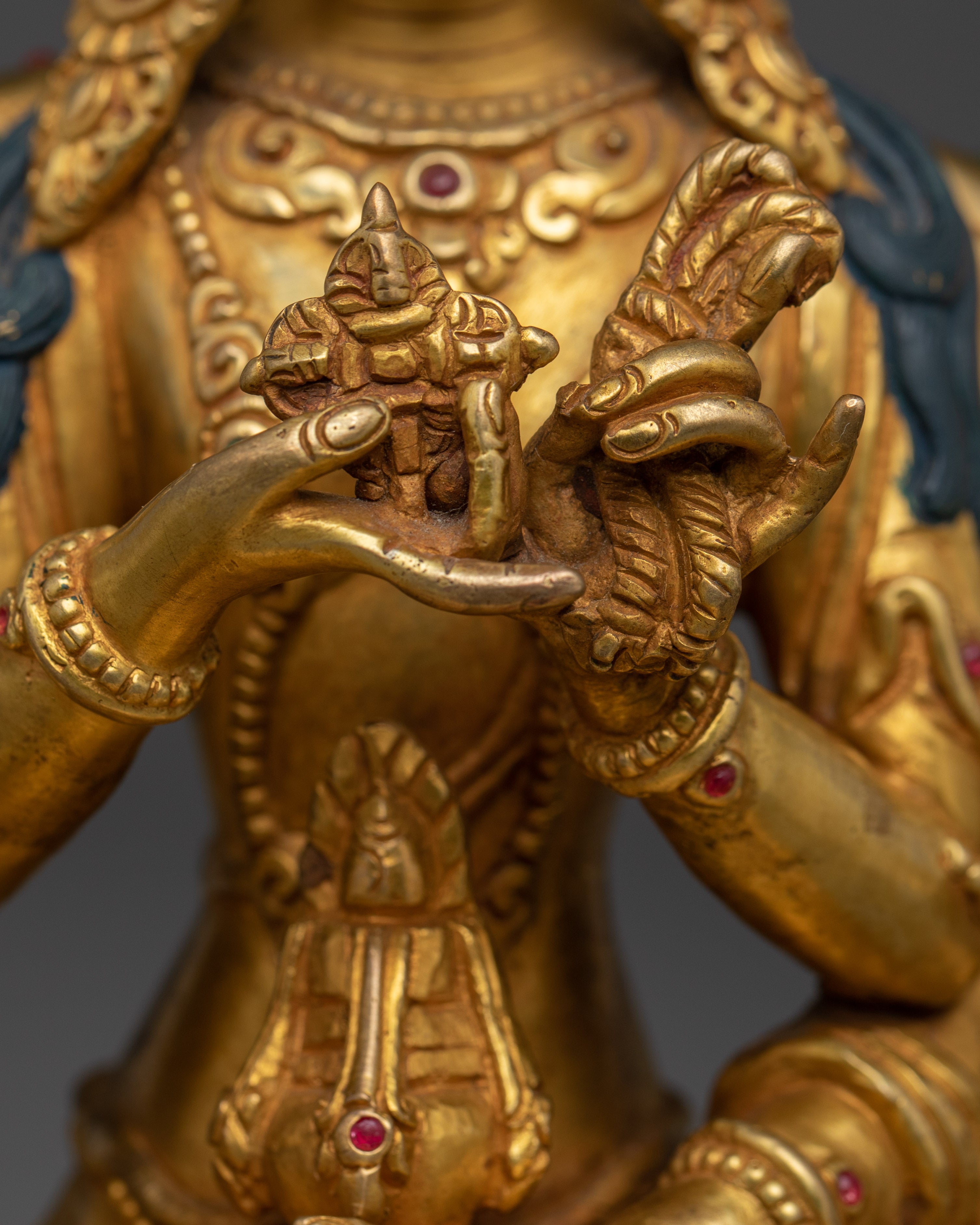 Buddhist Statue of Namgyalma for Meditation | Spiritual Longevity