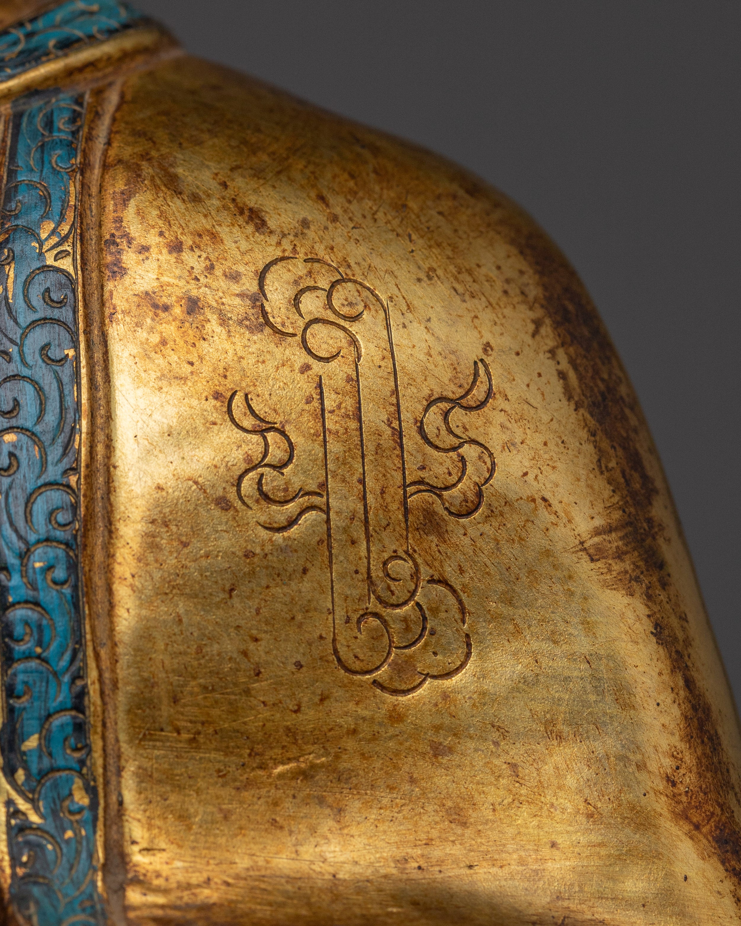 16th Gyalwa Karmapa Sculpture | Spiritual Master from Karma Kagyu Lineage