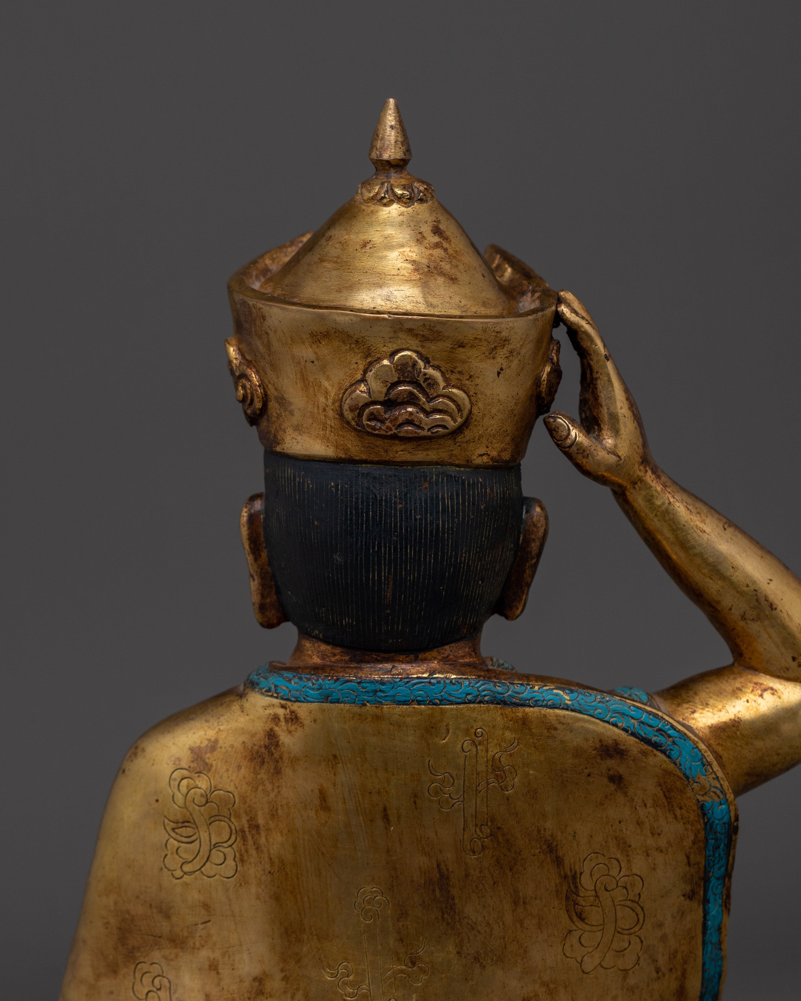 16th Gyalwa Karmapa Sculpture | Spiritual Master from Karma Kagyu Lineage