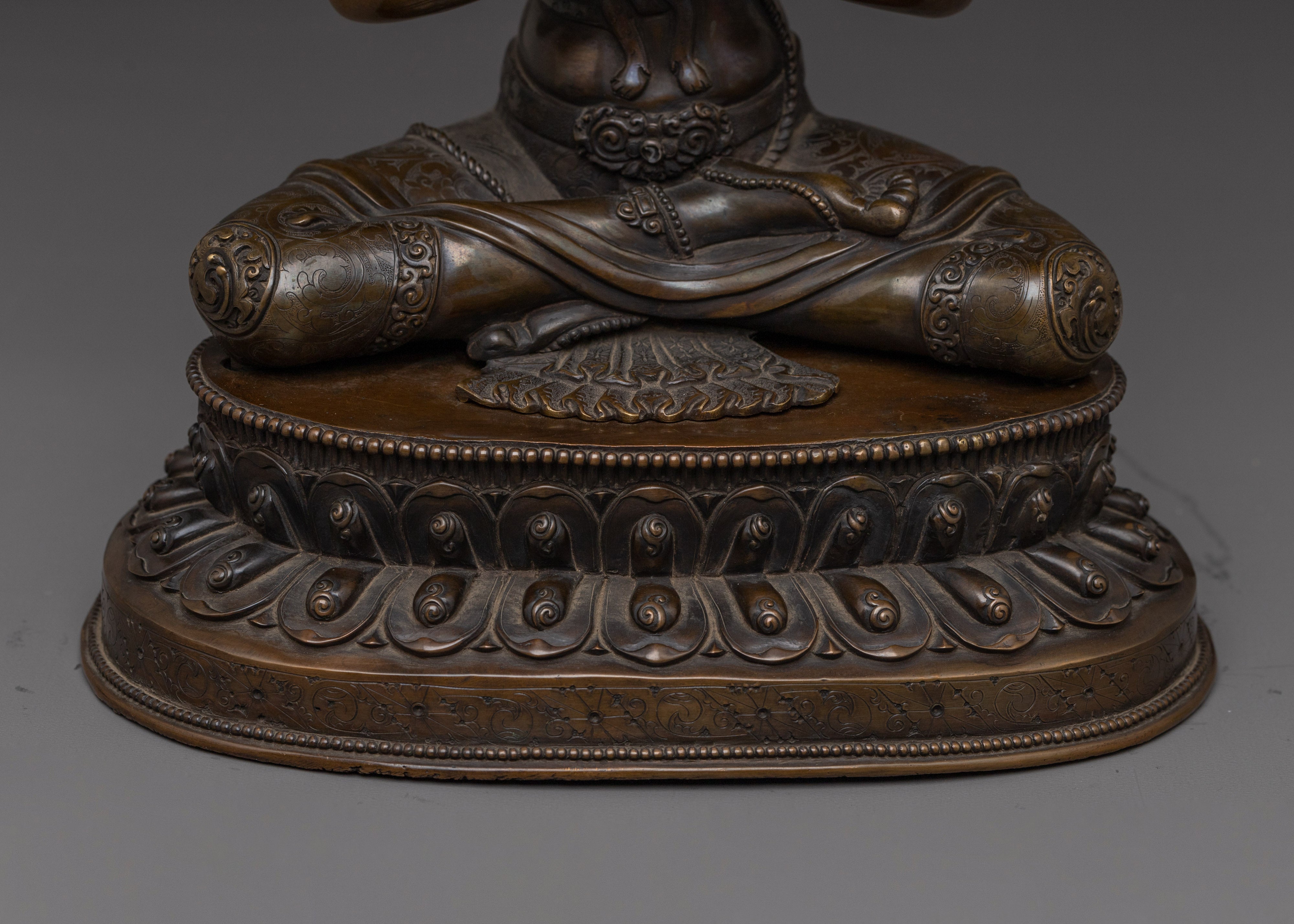 Spiritual Chenrezig Statue | Tibetan Icon of Compassionate Wisdom