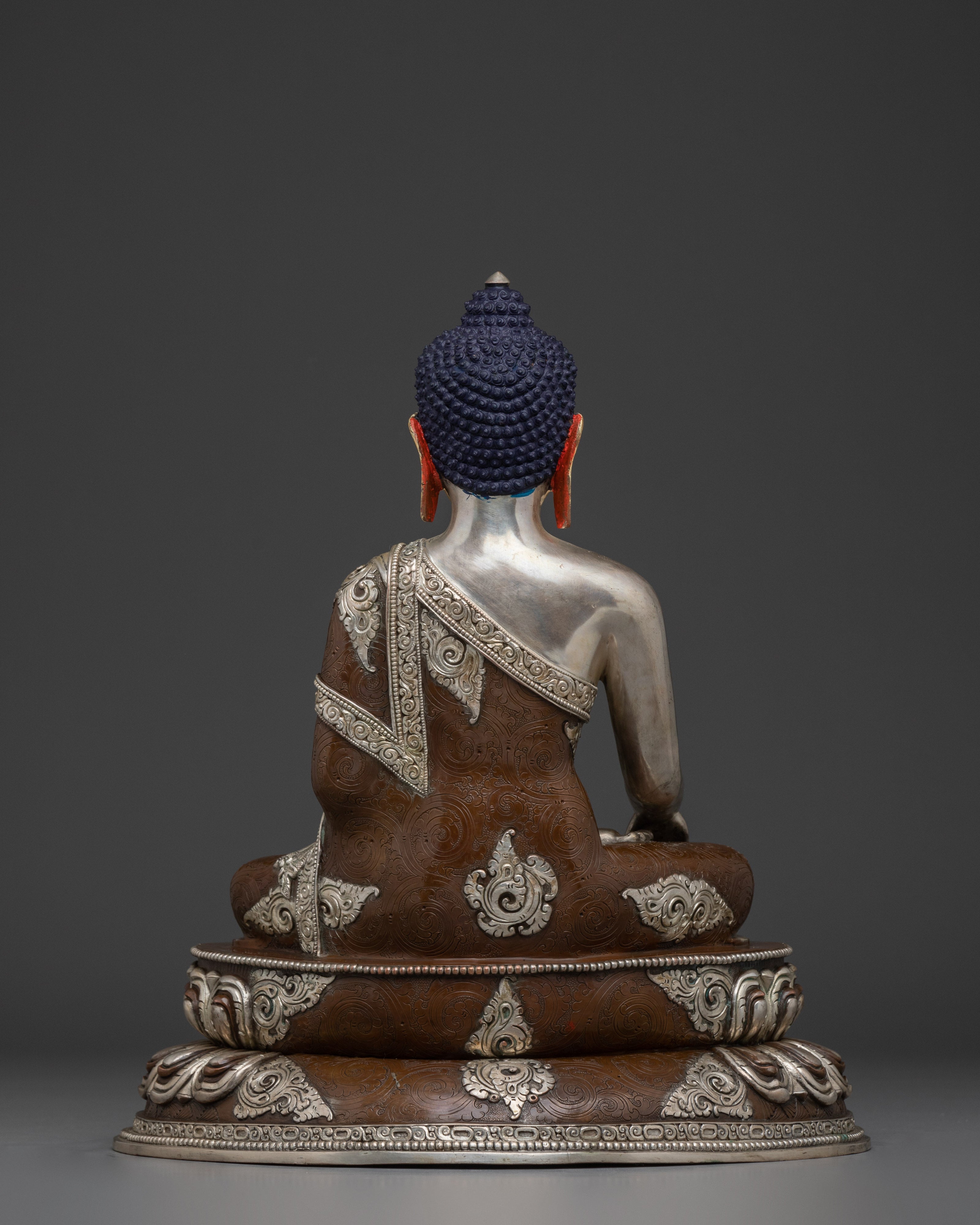 Shakyamuni Buddha with Silver Carvings | Walking the Middle Way