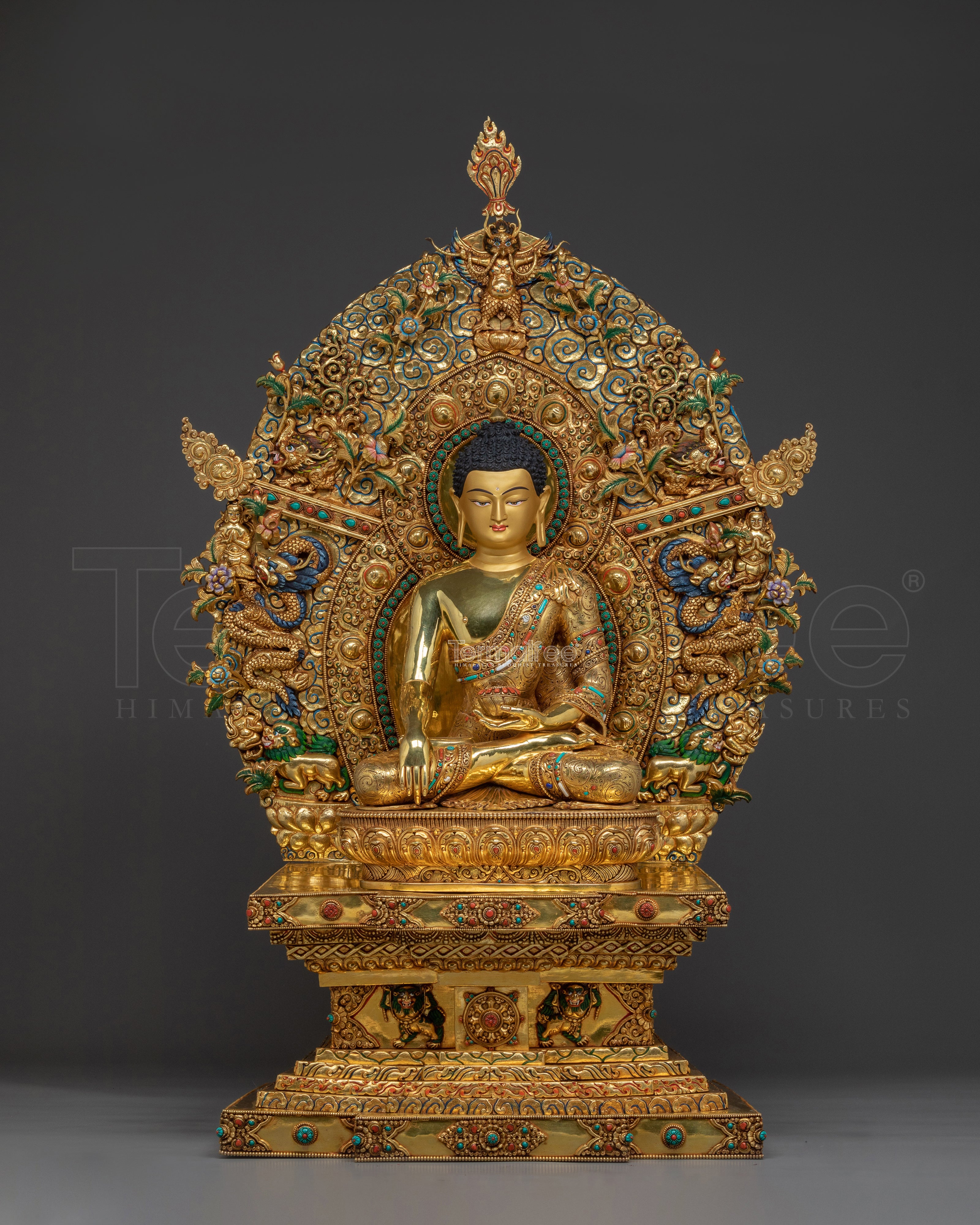 Figurine of Shakyamuni Buddha on throne | Embodying the Noble Path to Enlightenment