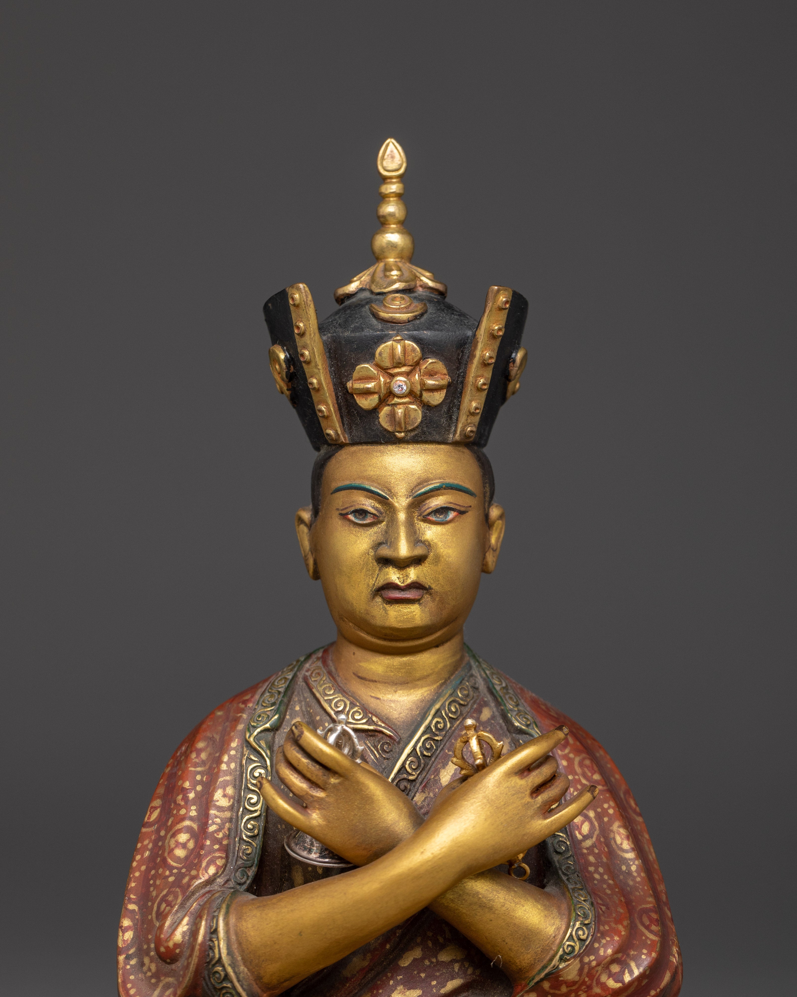 16th Karmapa figurine | Rangjung Rigpe Dorje Statue