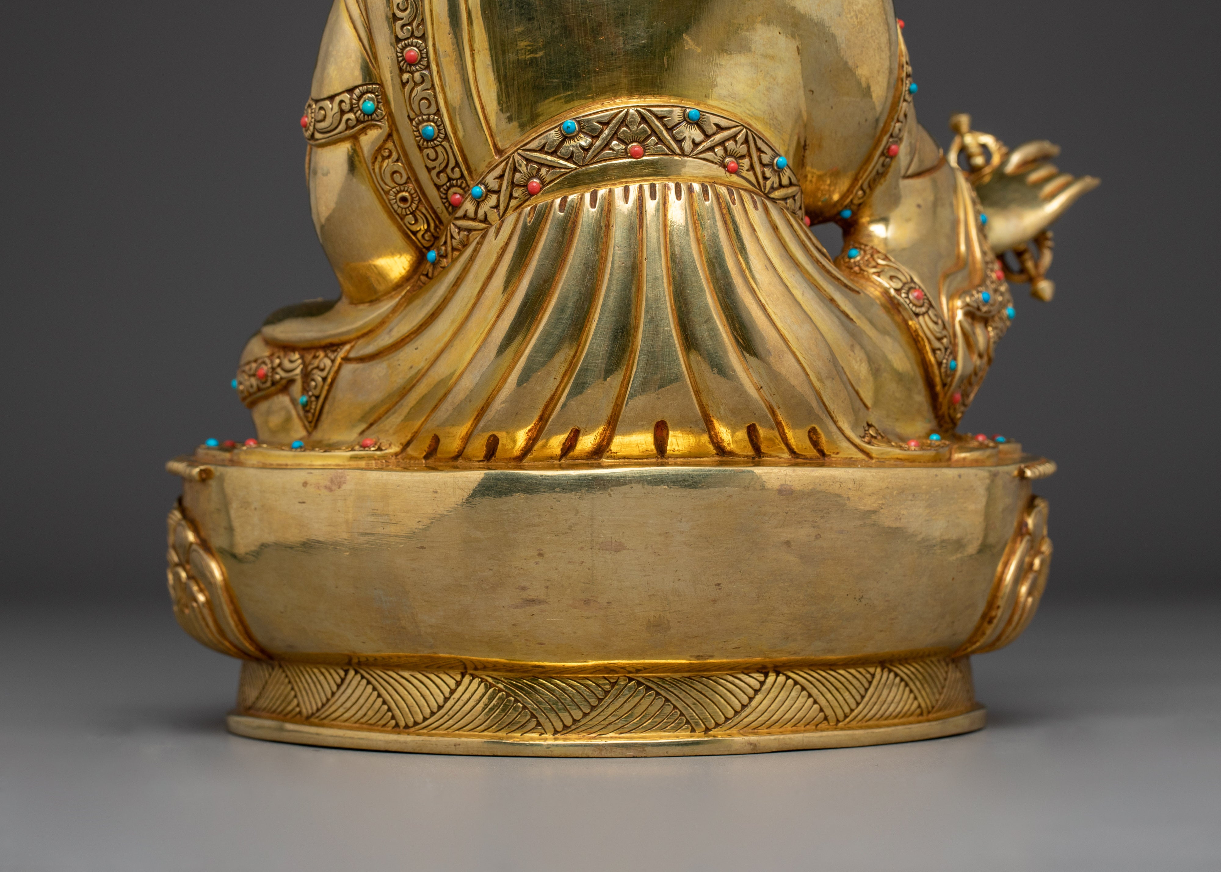 Tibetan Guru Padmasambhava Statue | The Lotus-Born Master of Vajrayana Buddhism