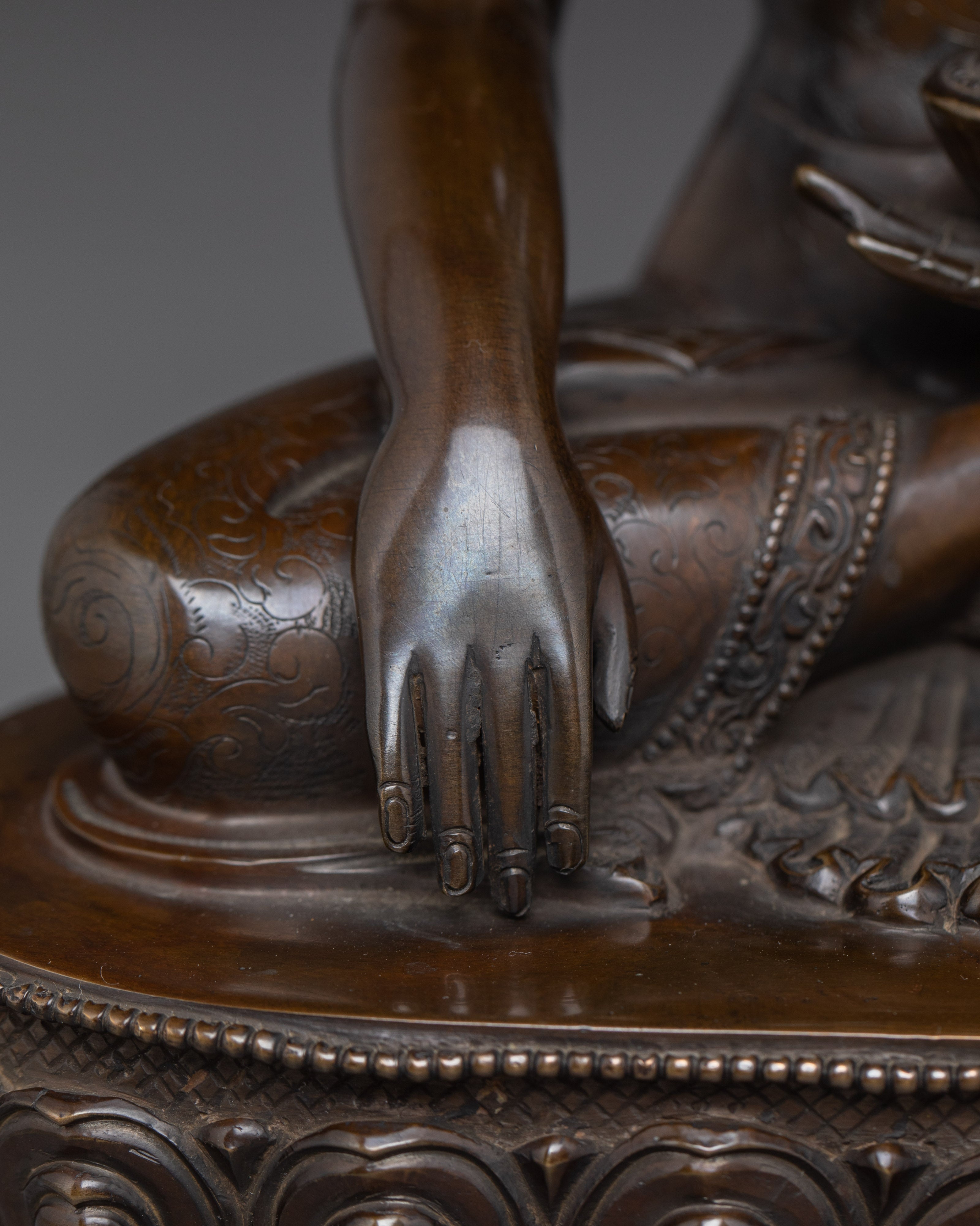 Tibetan Buddha Statue Shakyamuni Buddha | The Enlightened Sage