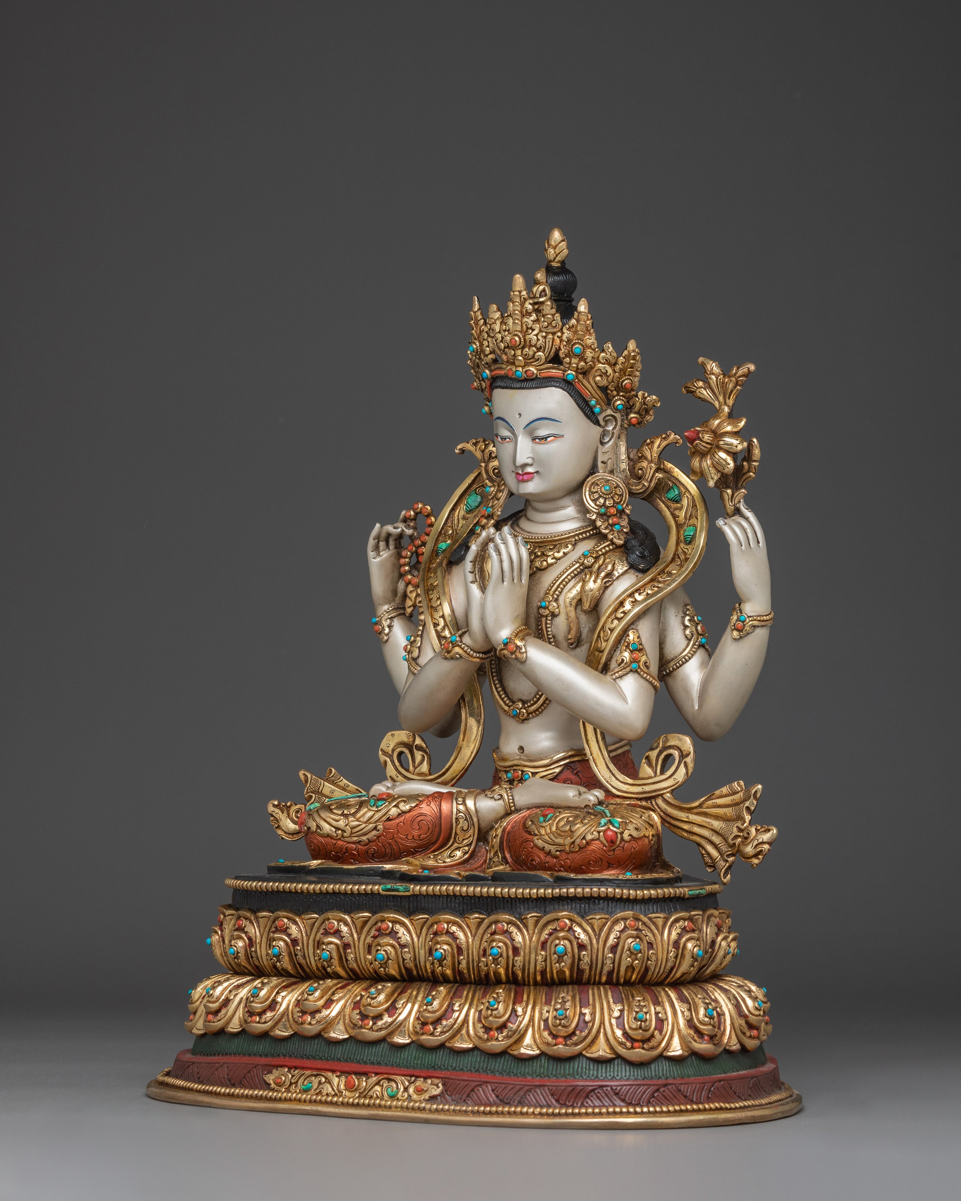 Serene Statue of Chenrezig | Guardian of Compassionate Wisdom