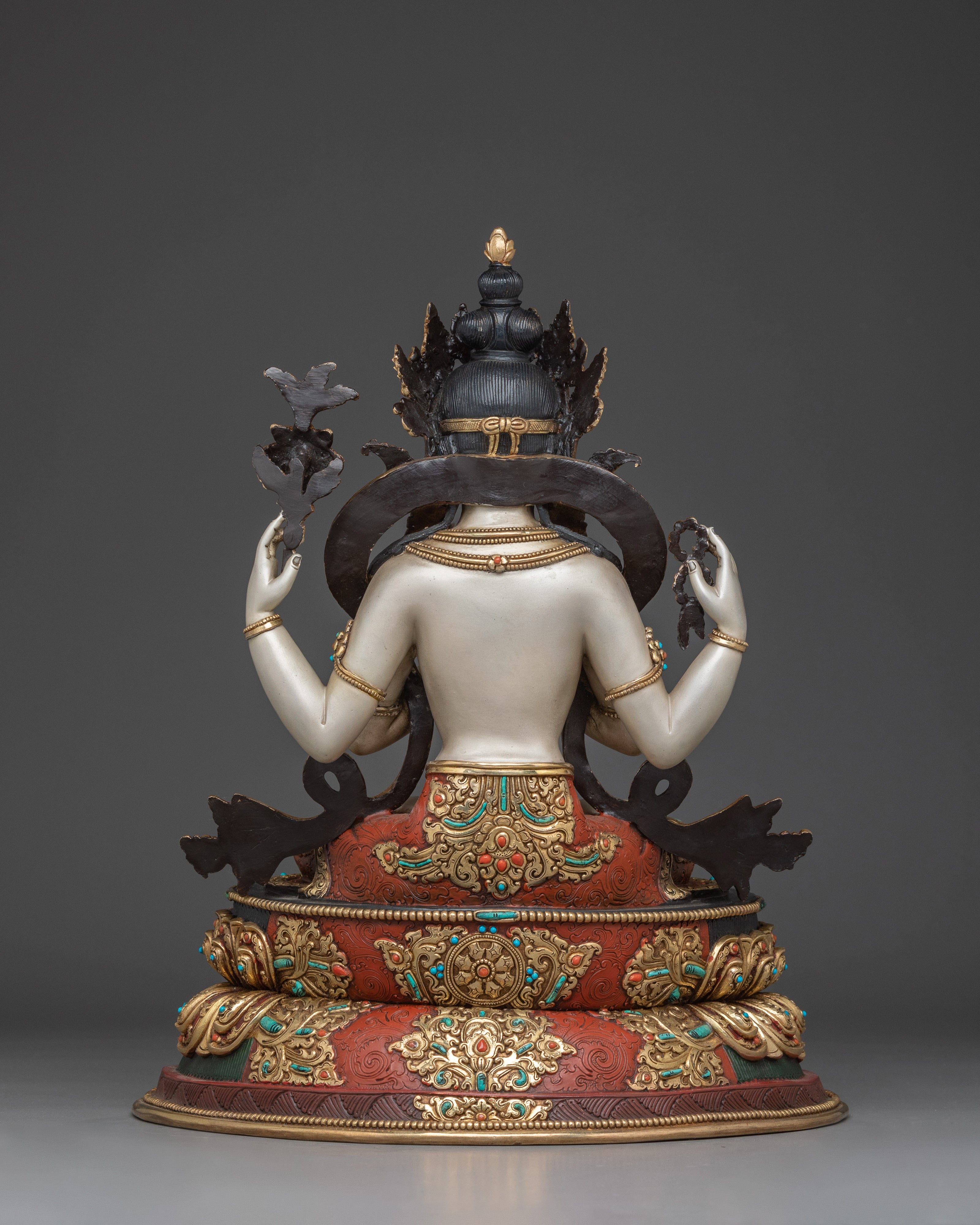 Serene Statue of Chenrezig | Guardian of Compassionate Wisdom