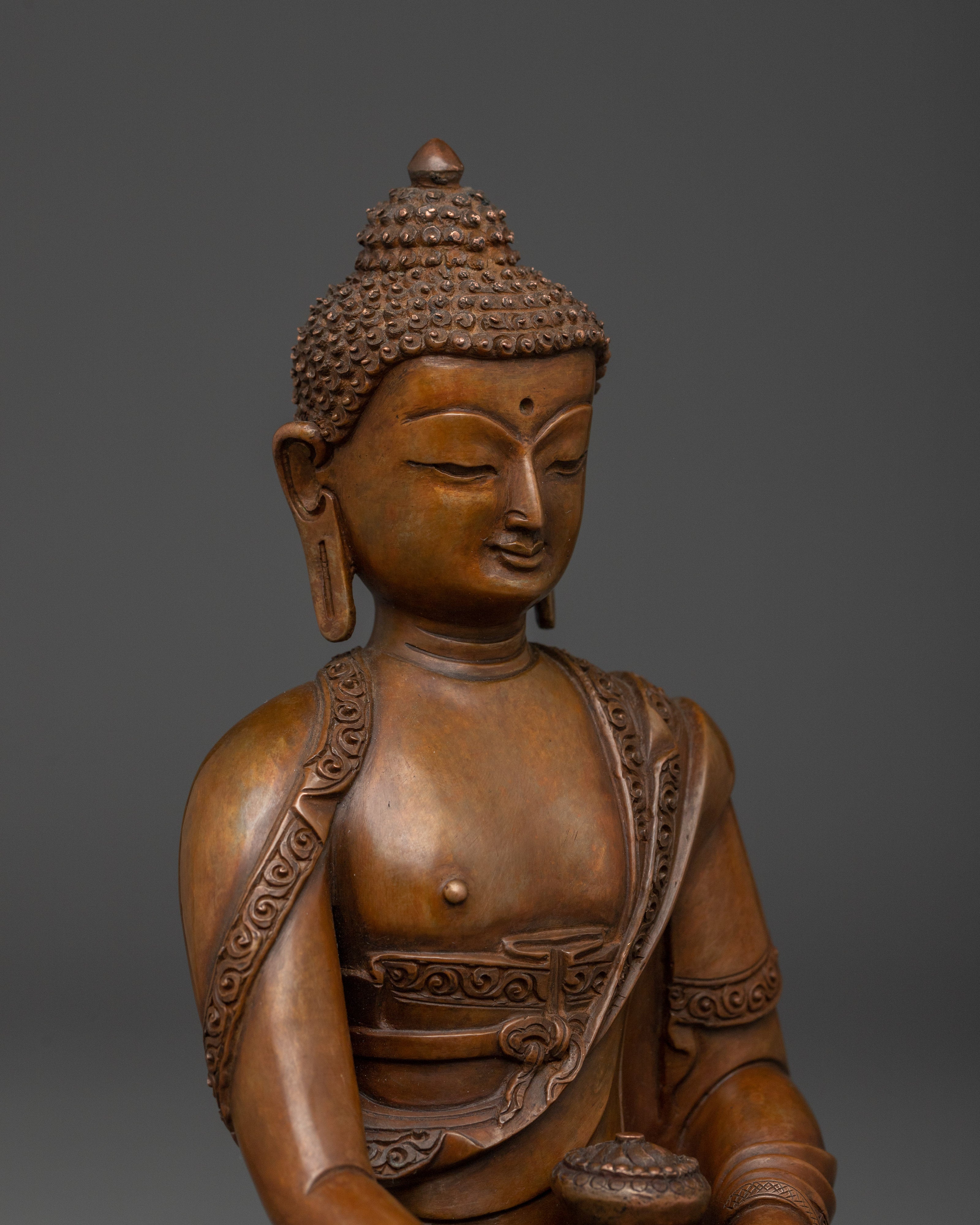 Serene Shakyamuni Buddha Statue | Enlightened One of the Sakya Clan