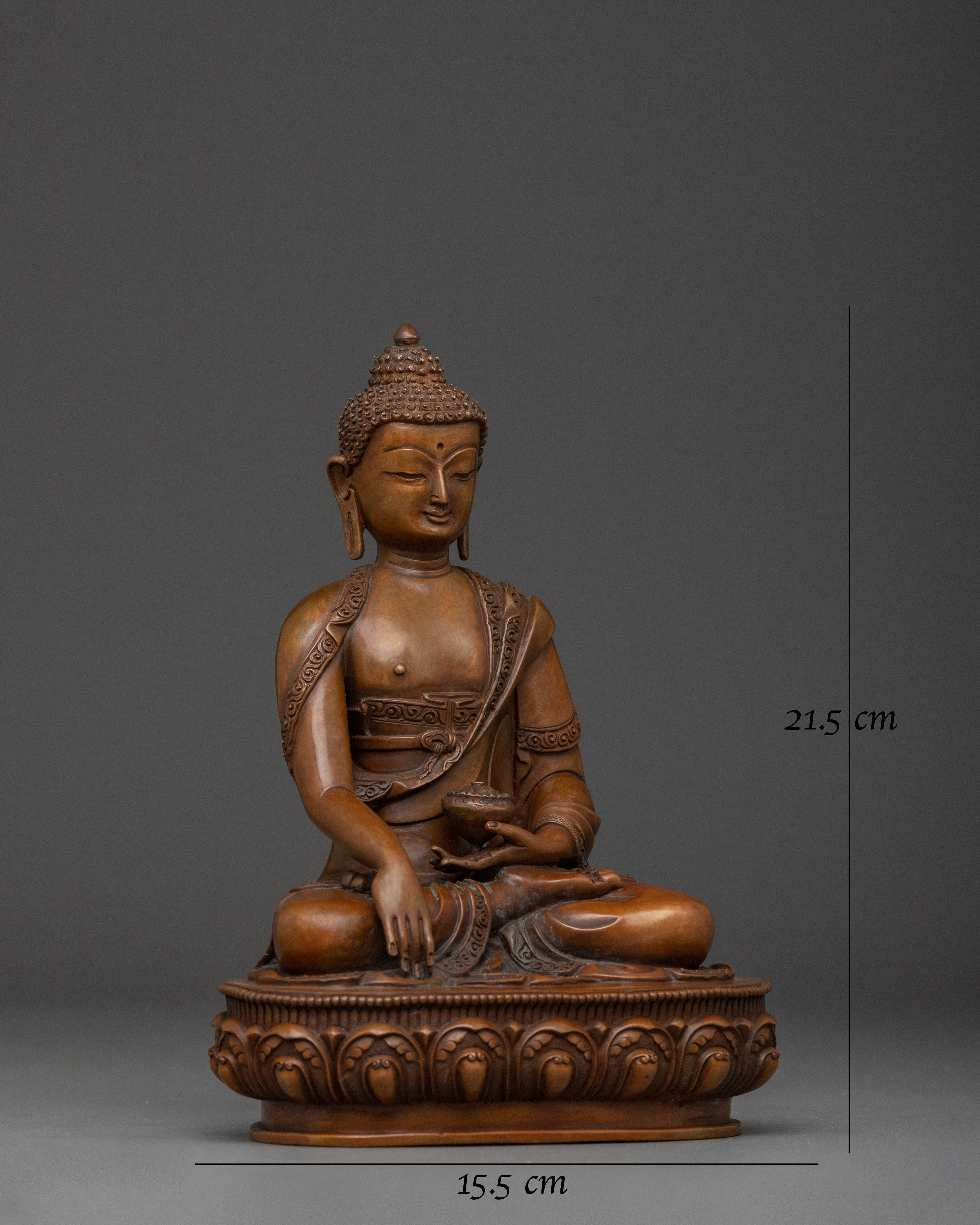 serene-statue-of-shakyamuni-buddha