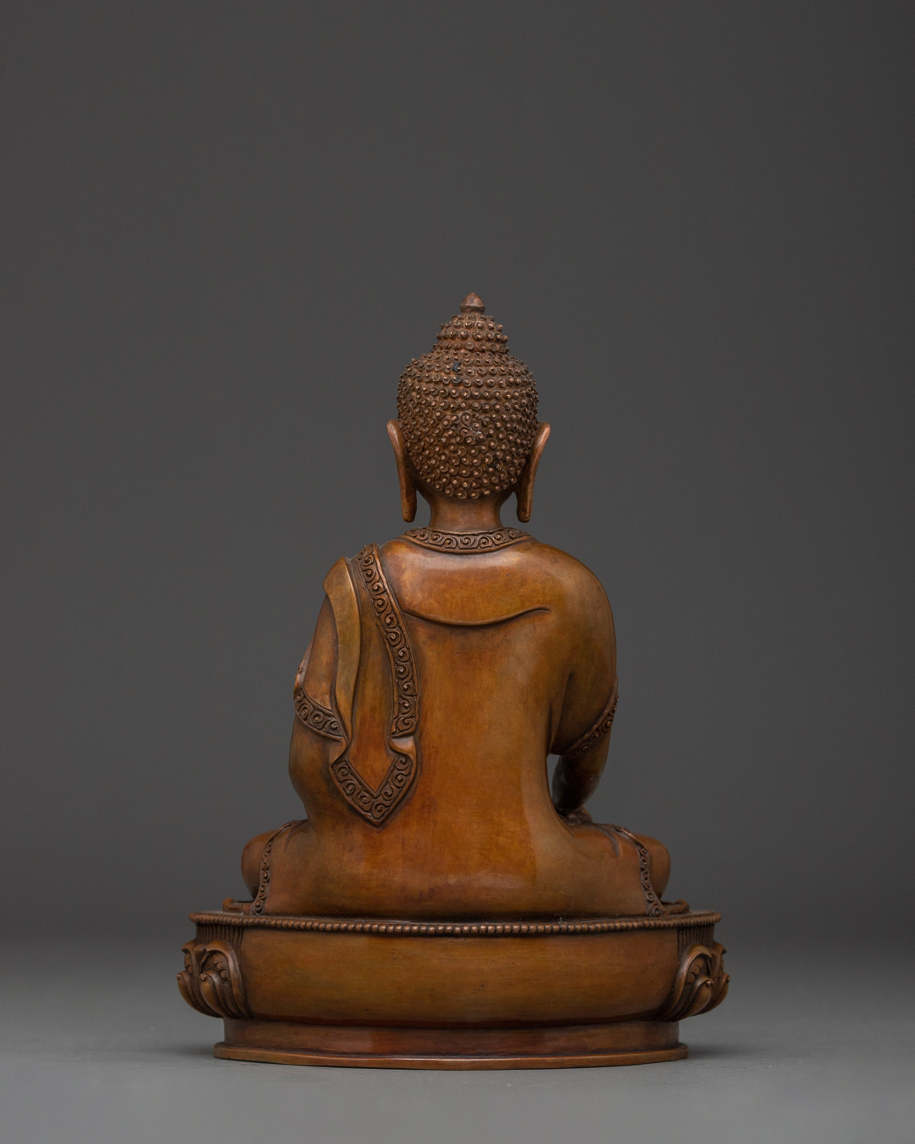 Serene Shakyamuni Buddha Statue | Enlightened One of the Sakya Clan