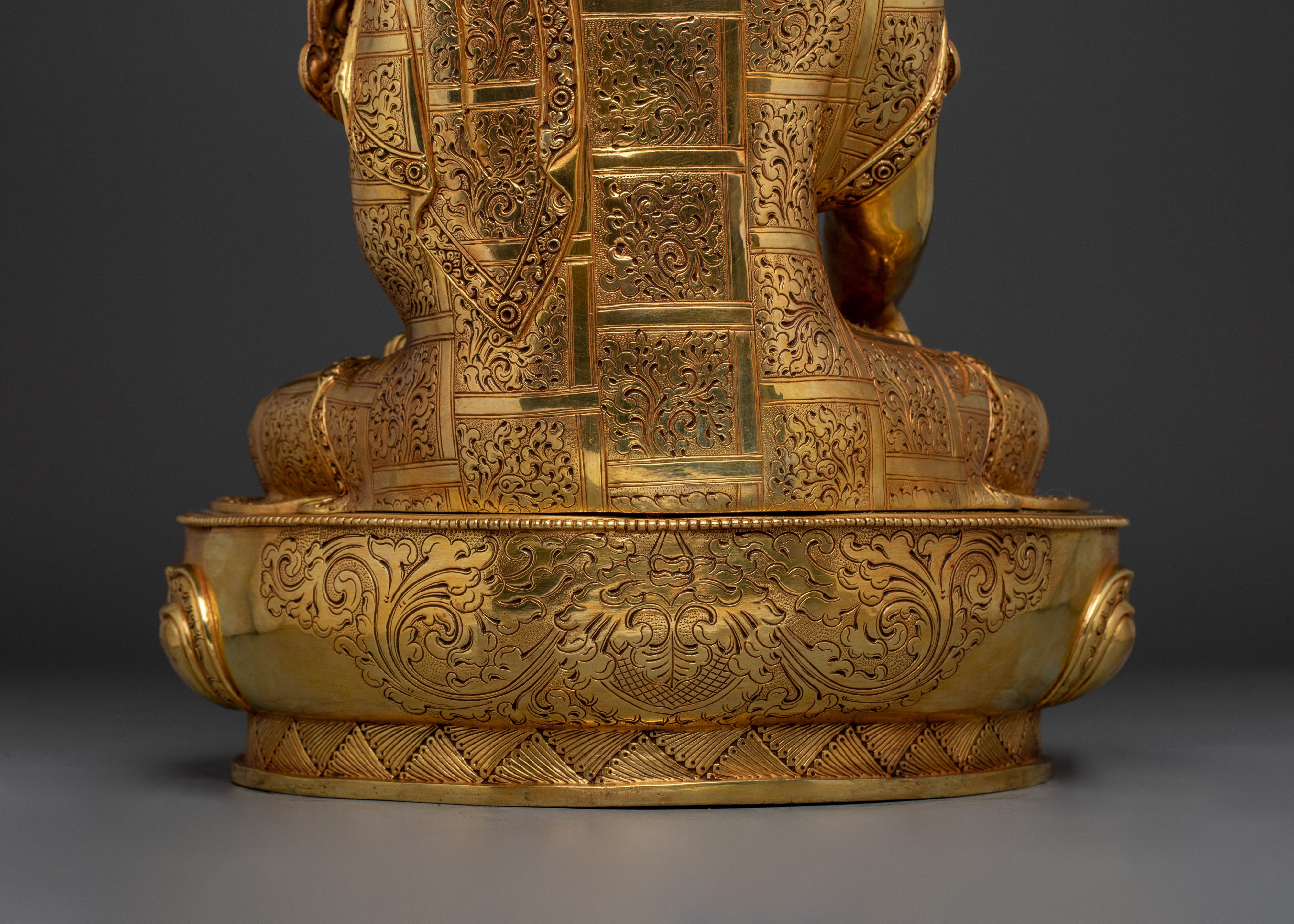 Crowned Gautama Buddha Statue | The Founder of Buddhism