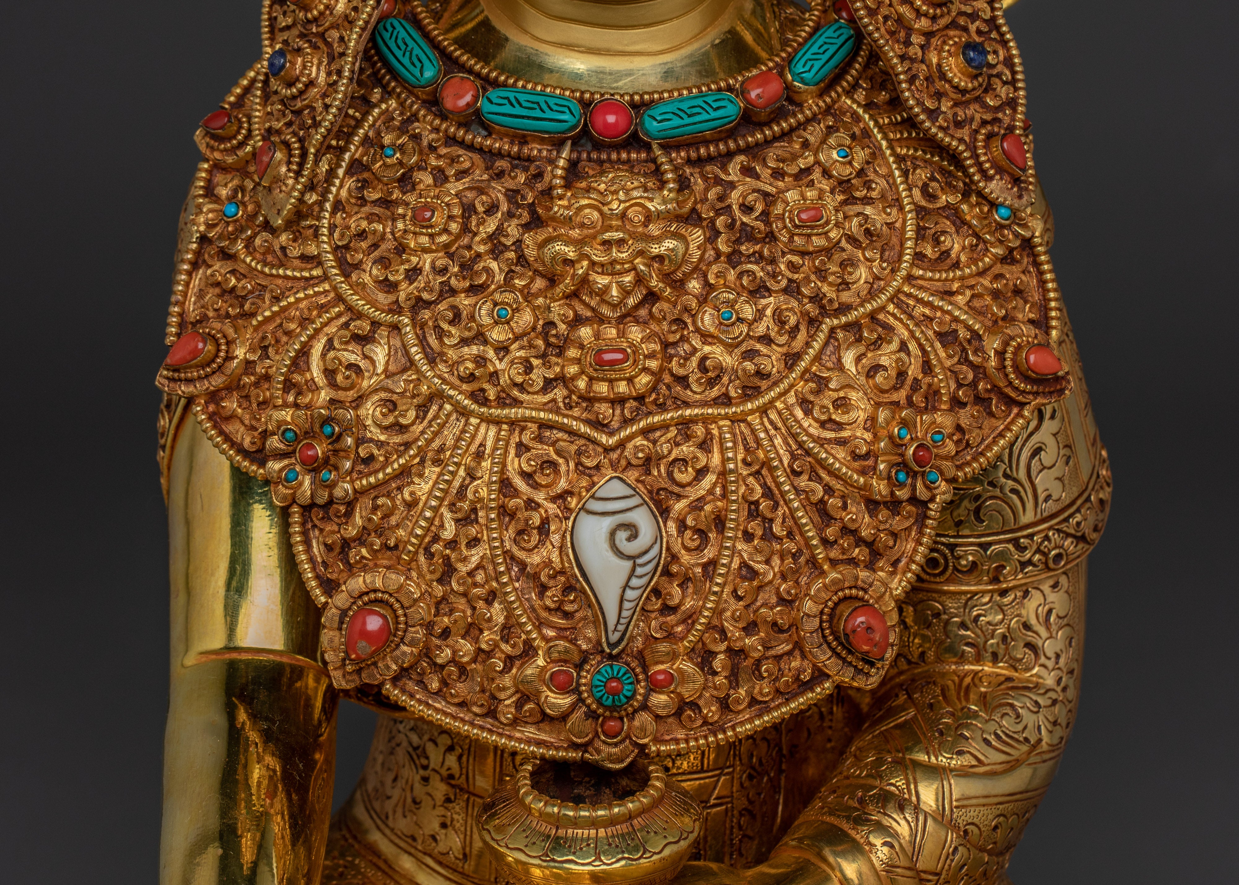 Crowned Gautama Buddha Statue | The Founder of Buddhism