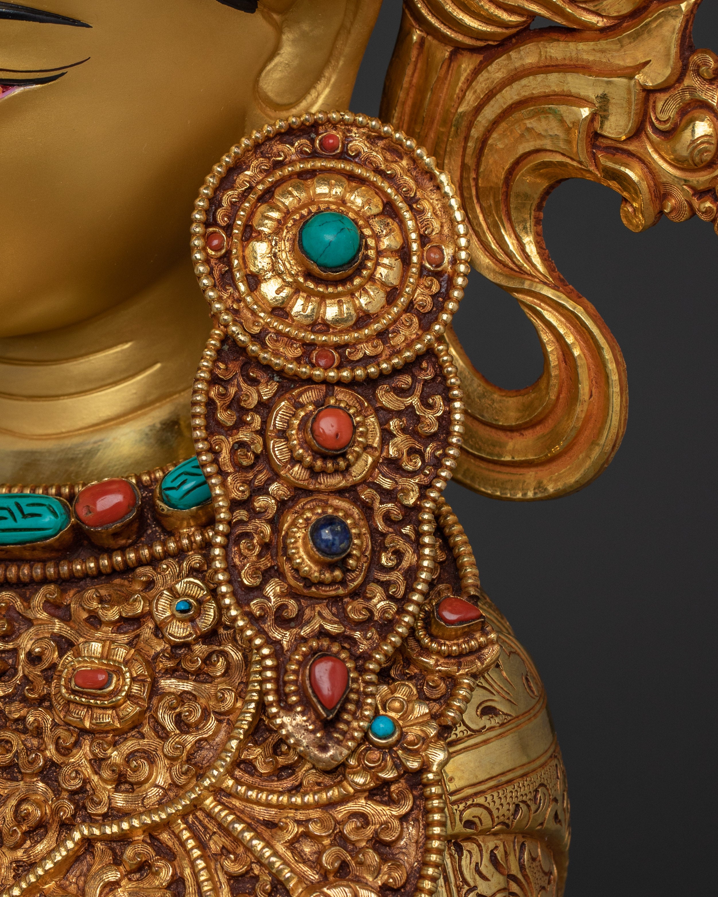 Crowned Gautama Buddha Statue | The Founder of Buddhism