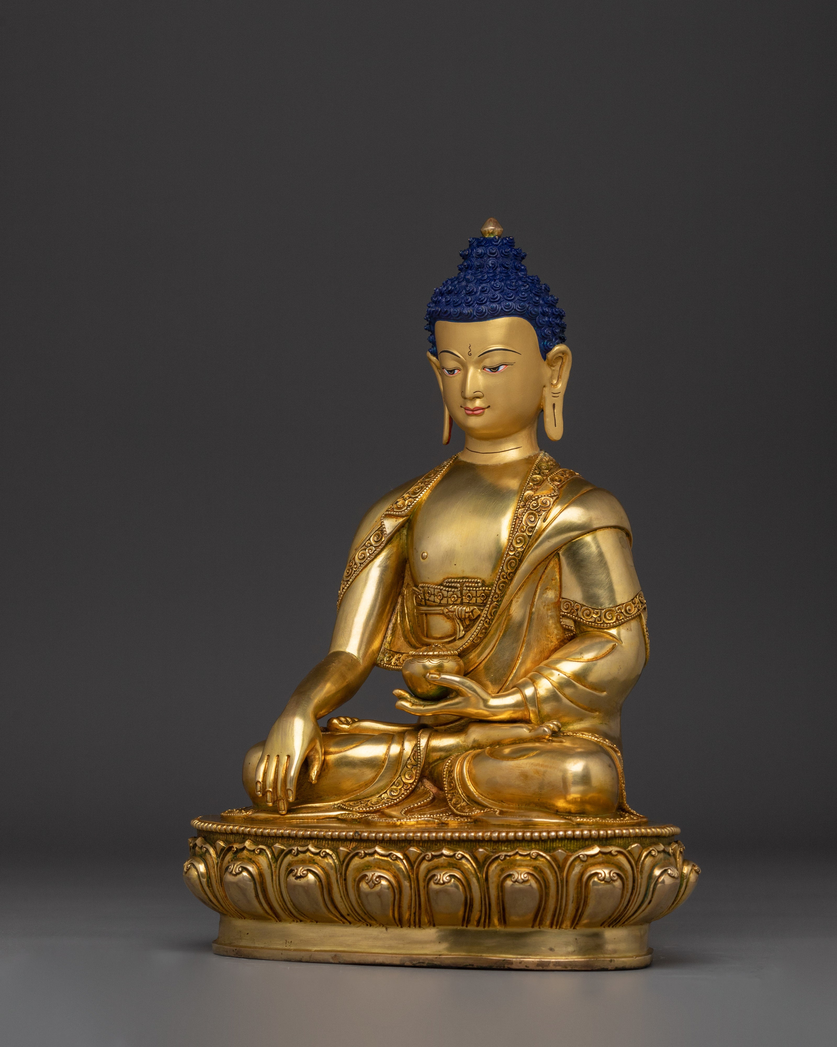 Serene Gautama Buddha Statue | Shakyamuni Buddha - Founder of Buddhism