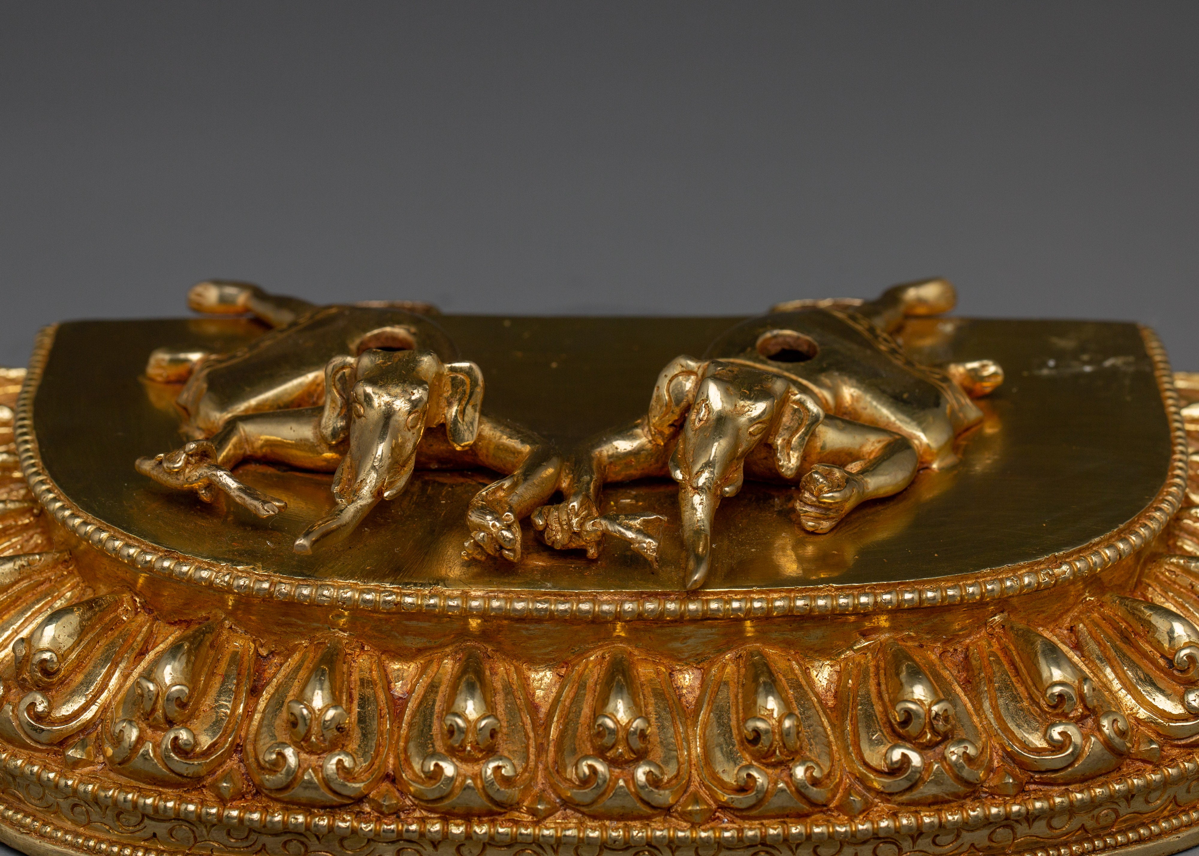 Tibetan Buddhist Deity White Mahakala Statue | Symbol of Prosperity