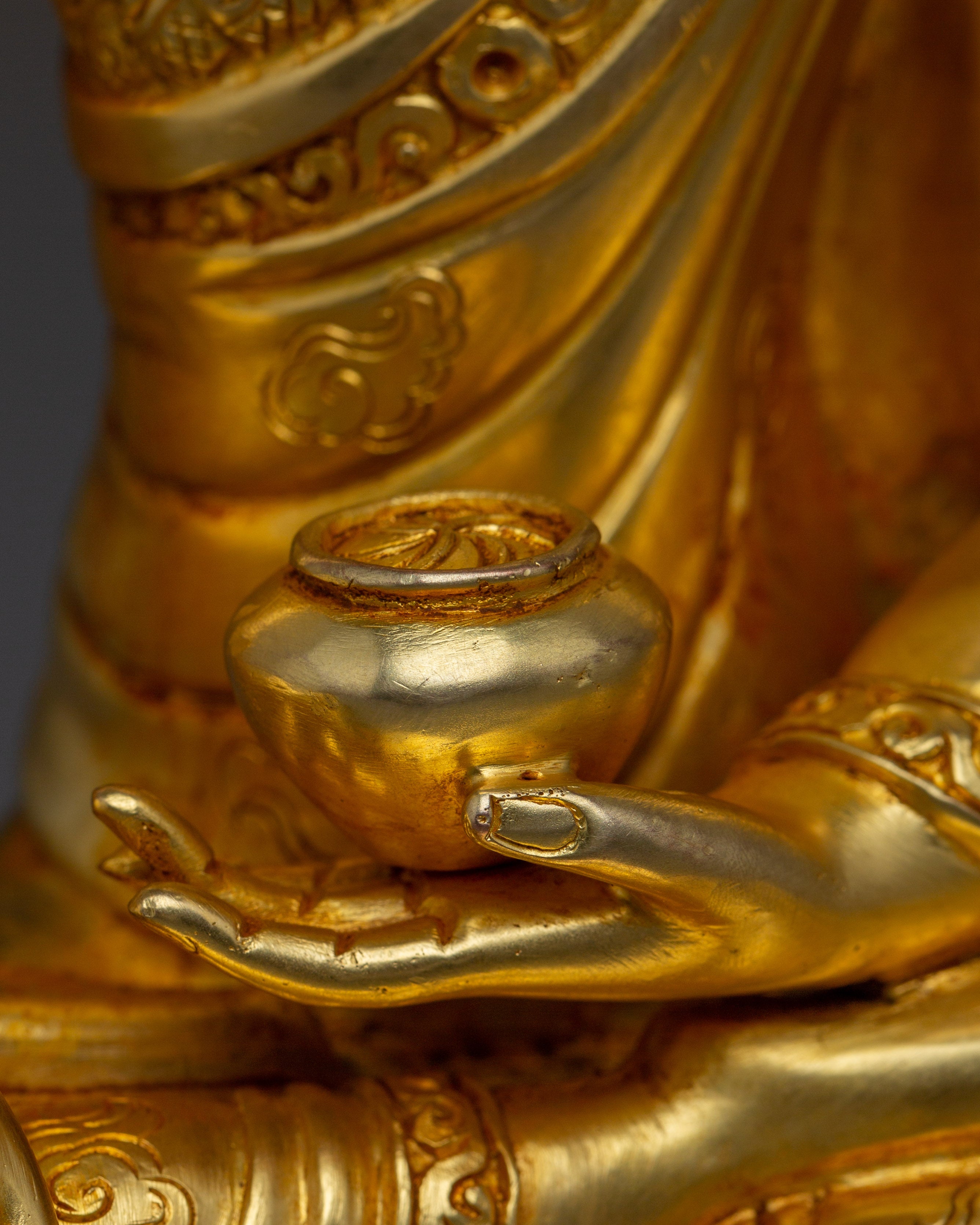 Historical Buddha Gautama Statue | Embodiment of Wisdom