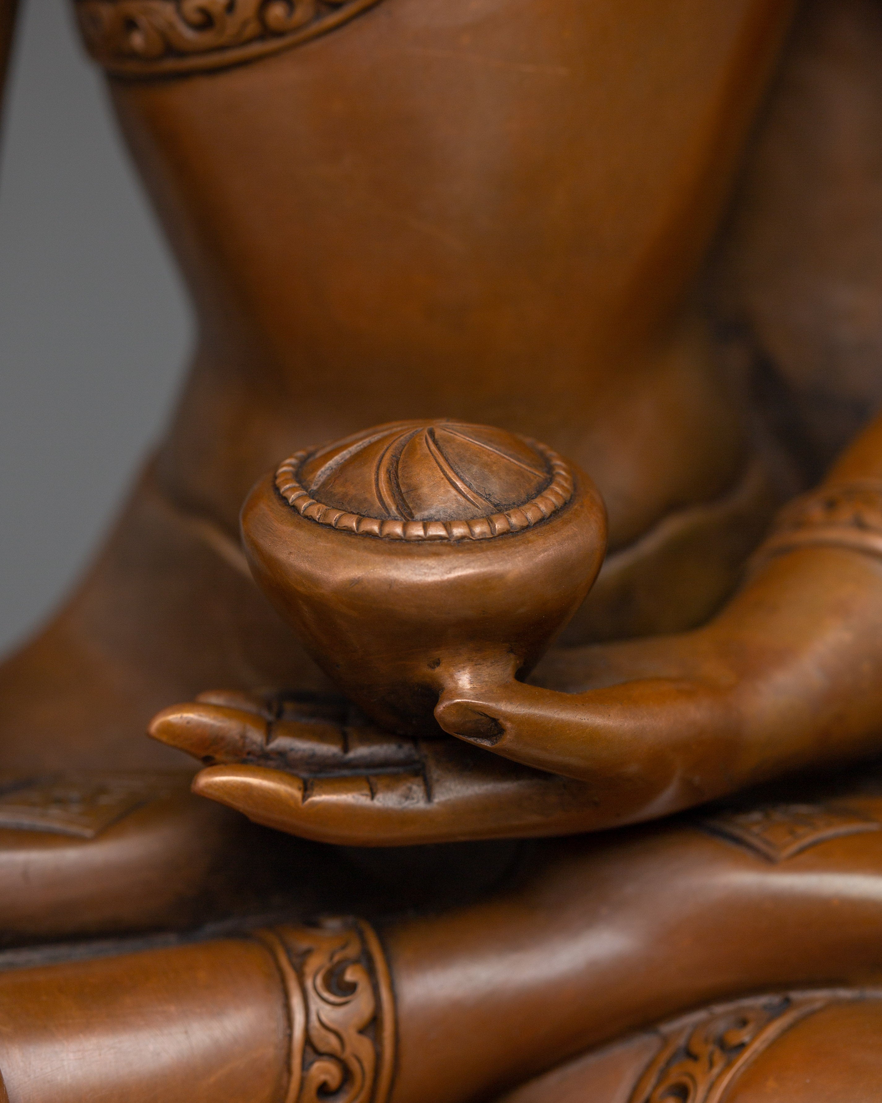 Oxidized Gautama Buddha Decor Statue | Shakyamuni Buddha - The Awakened One