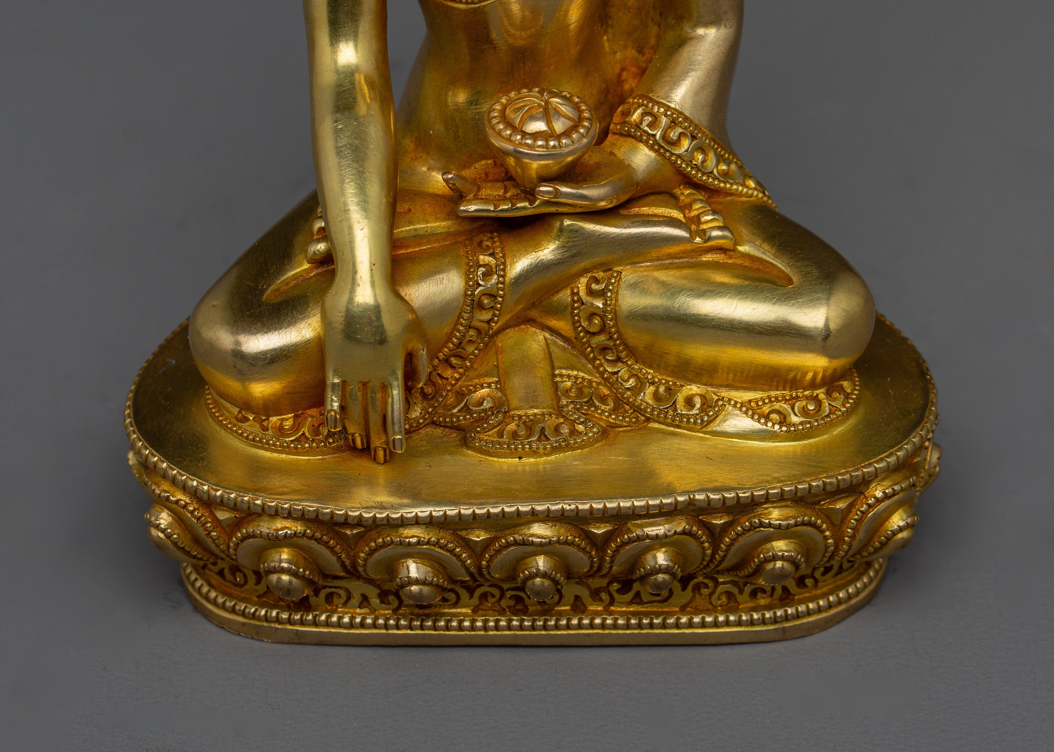 The Tibetan Art of Shakyamuni Buddha | Traditional Artwork