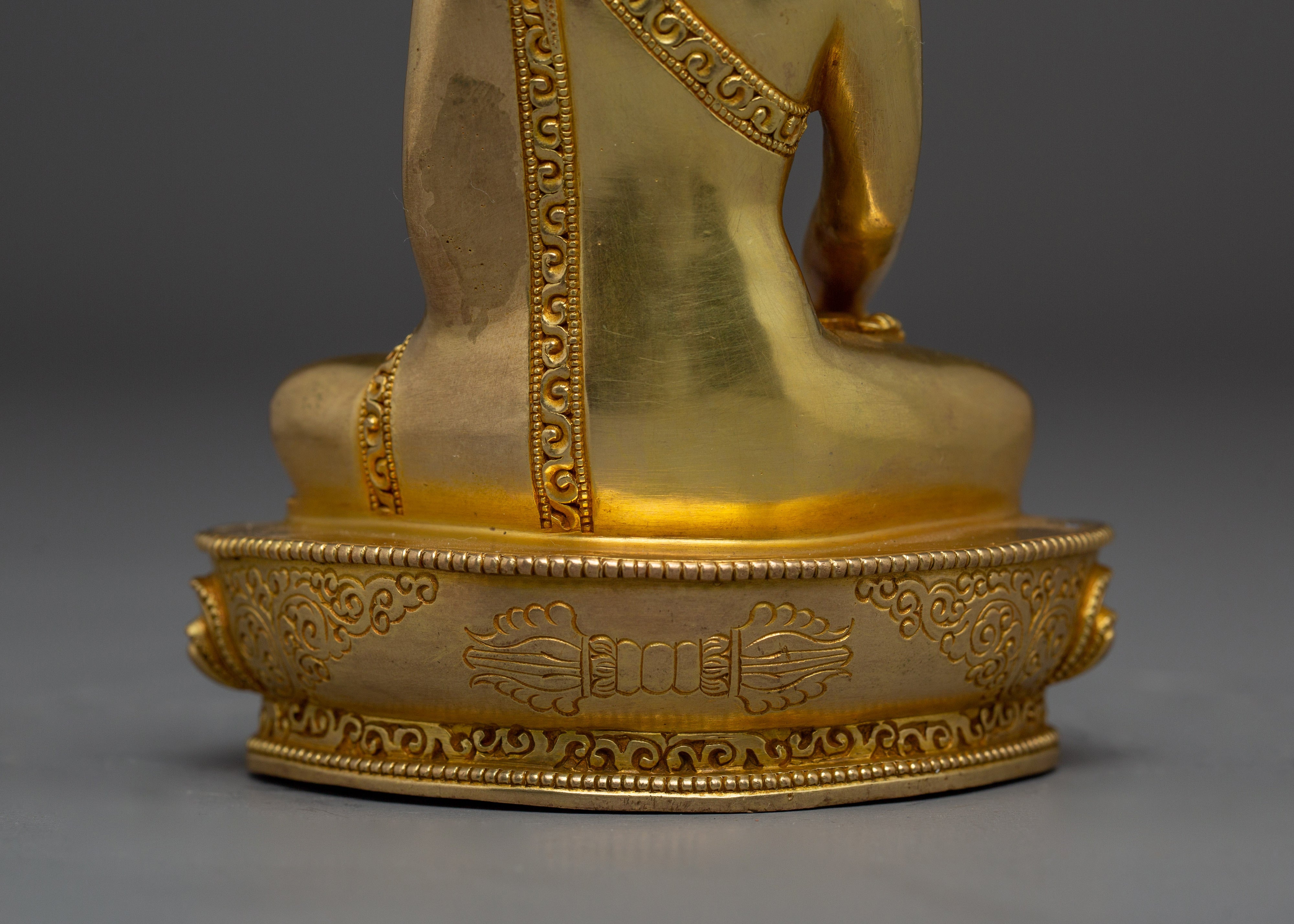 The Tibetan Art of Shakyamuni Buddha | Traditional Artwork