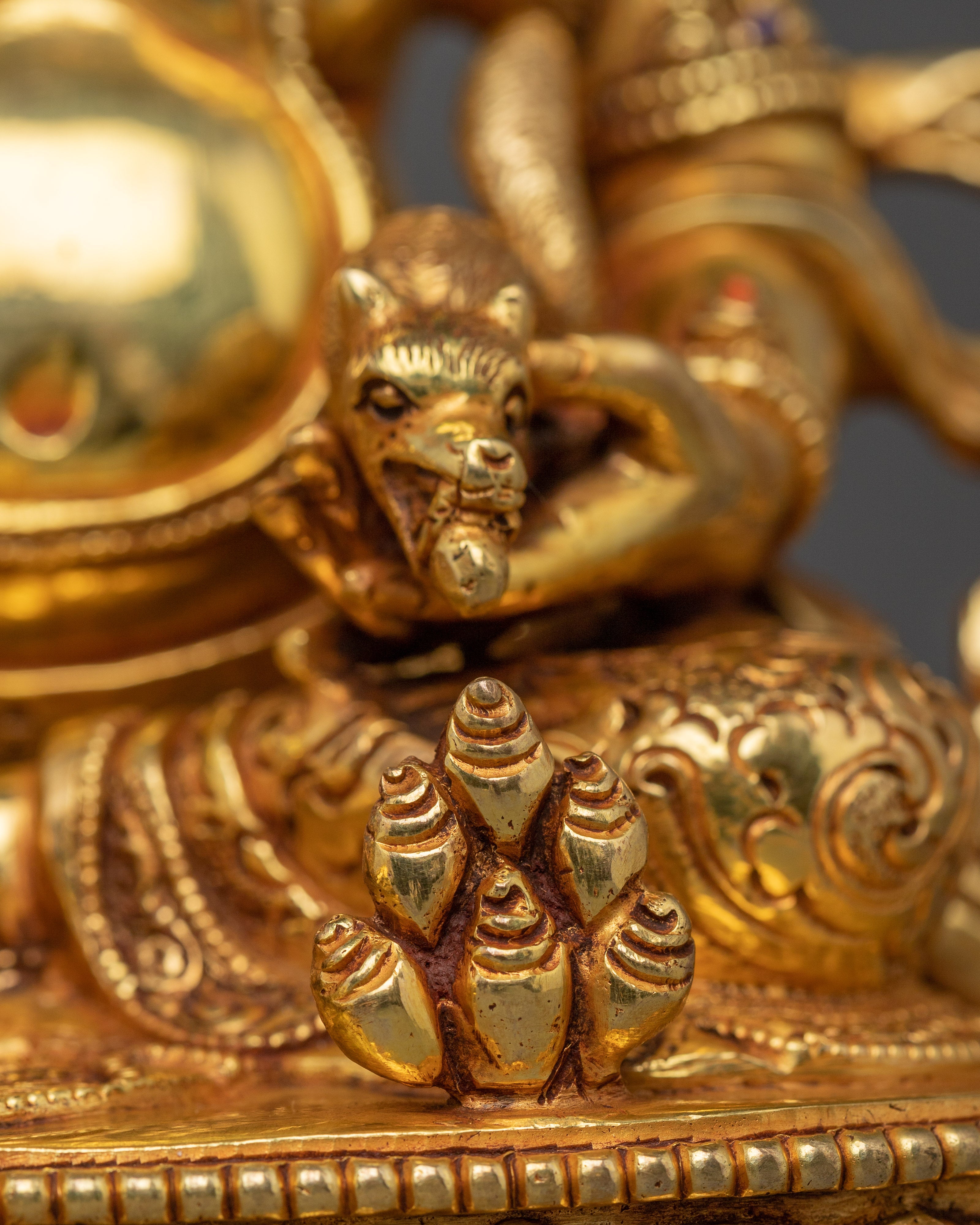 Buddhist Prosperity God Dzambhala | Tibetan Wealth Deity for Abundance