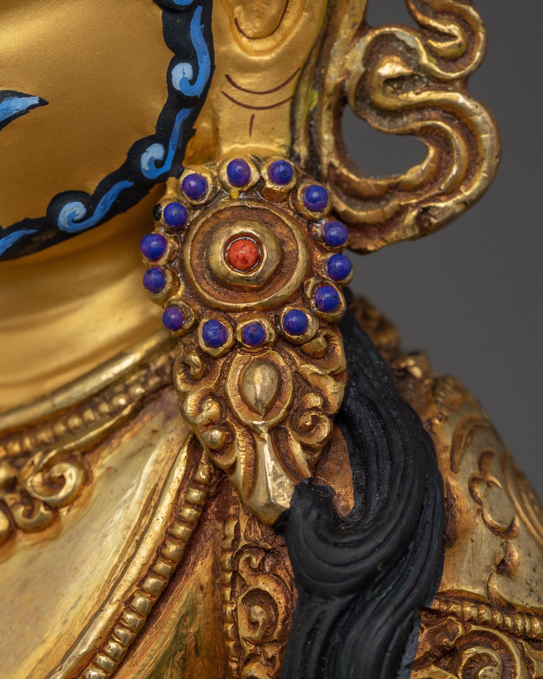 Buddhist Prosperity God Dzambhala | Tibetan Wealth Deity for Abundance