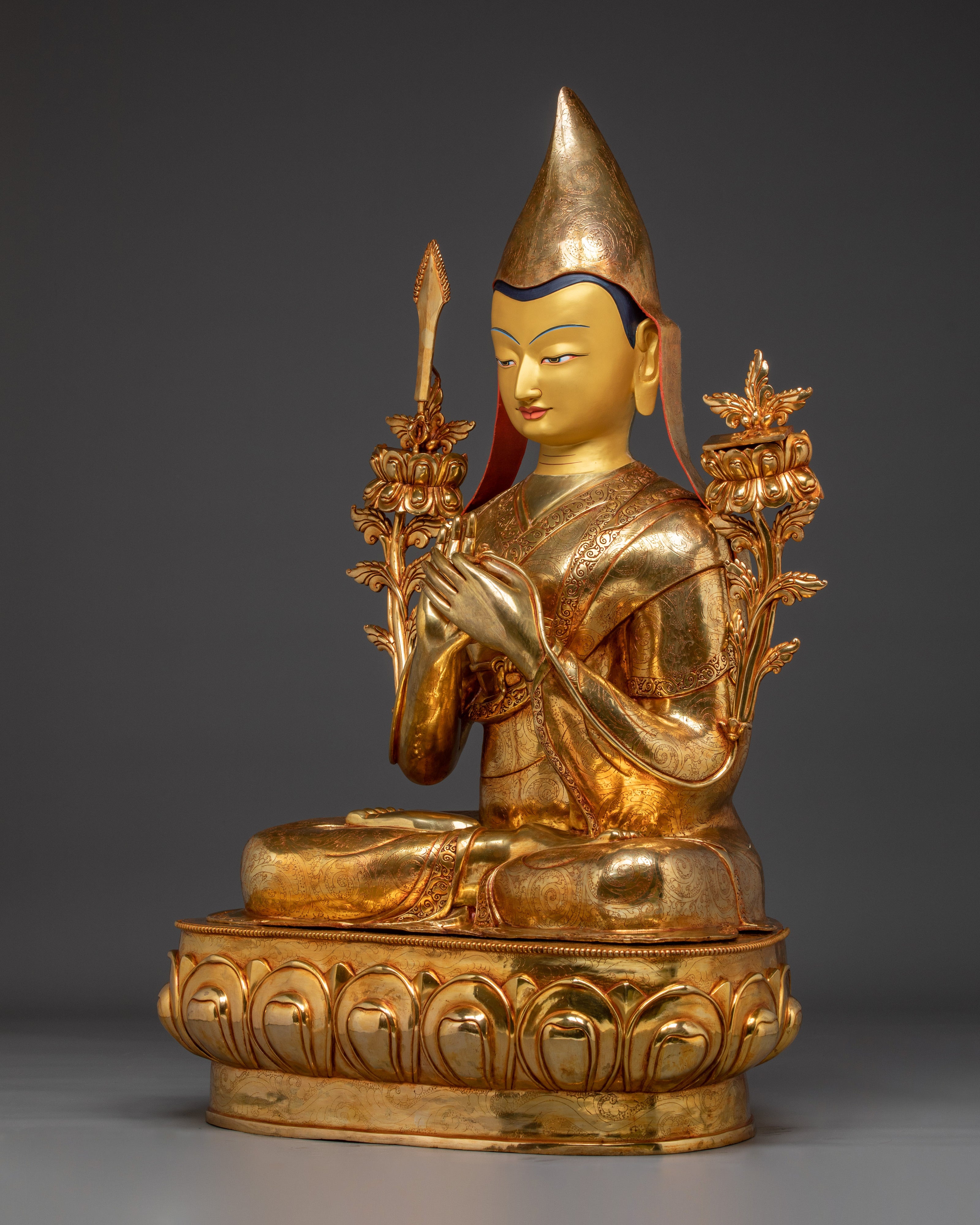 Golden Tshongkhapa Statue | Losang Drakpa - Philosopher and Tantric Yogi