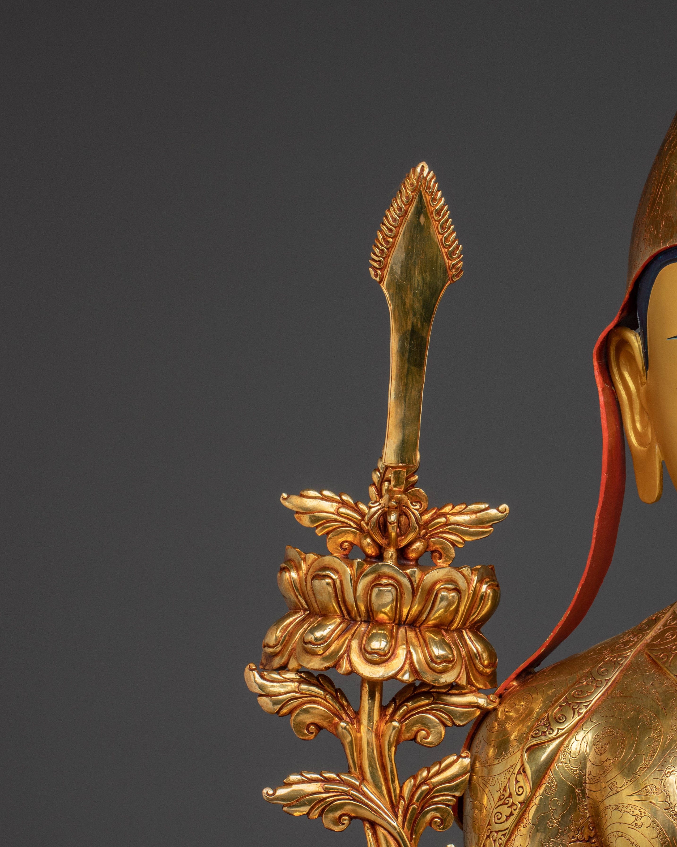 Golden Tshongkhapa Statue | Losang Drakpa - Philosopher and Tantric Yogi