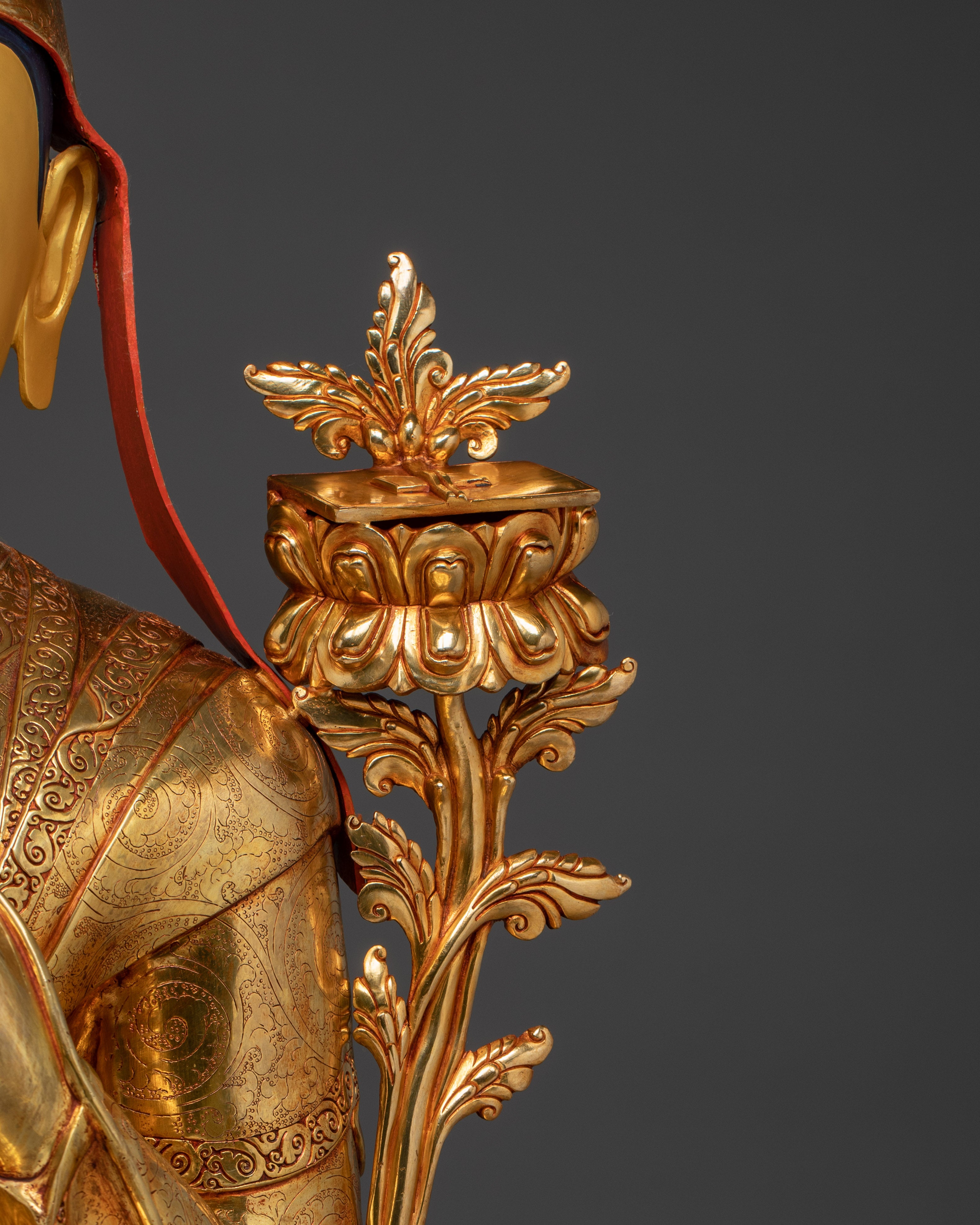 Golden Tshongkhapa Statue | Losang Drakpa - Philosopher and Tantric Yogi