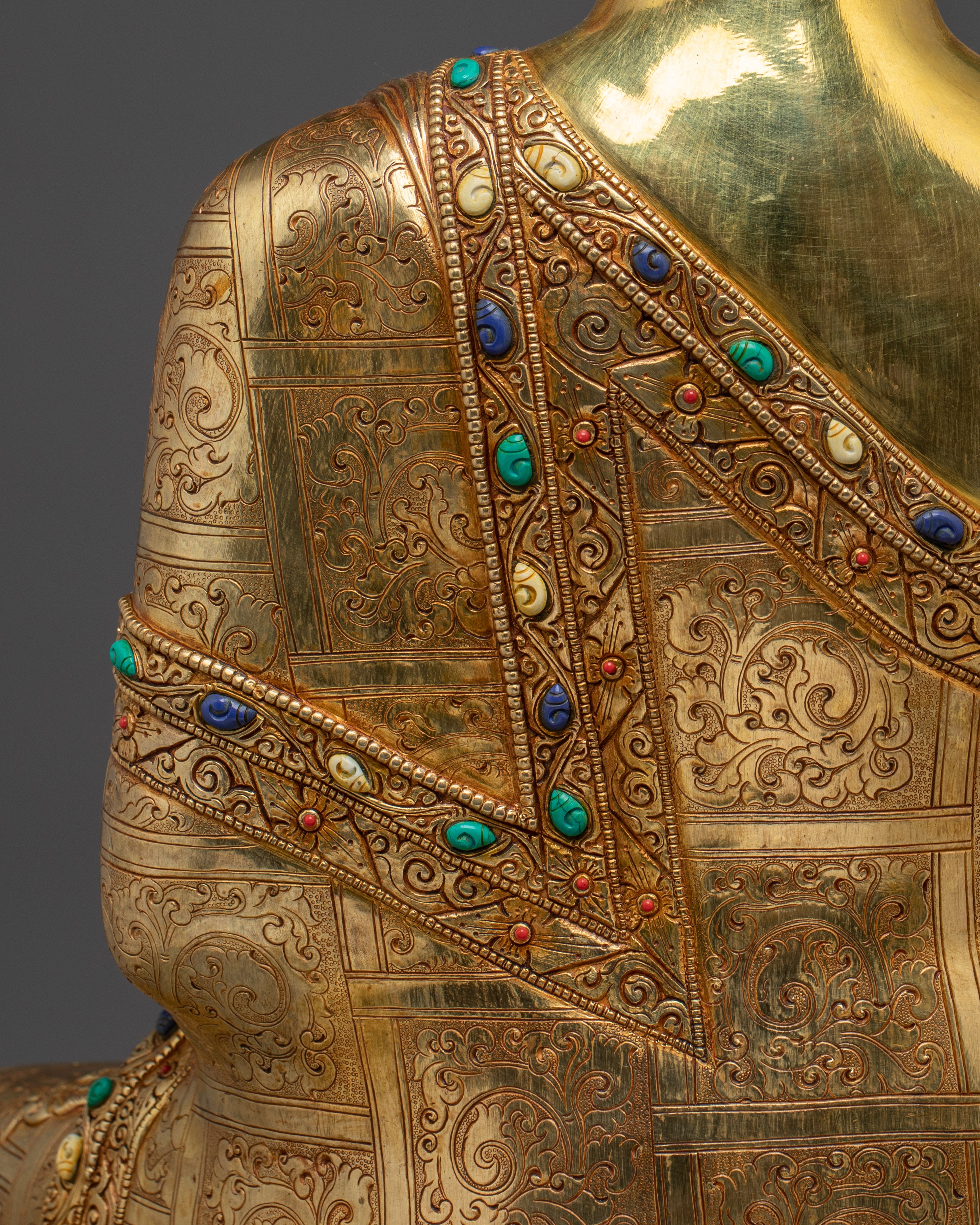 Sukhavati Ruler Amitabha Buddha Statue | Altar Decor for Meditation