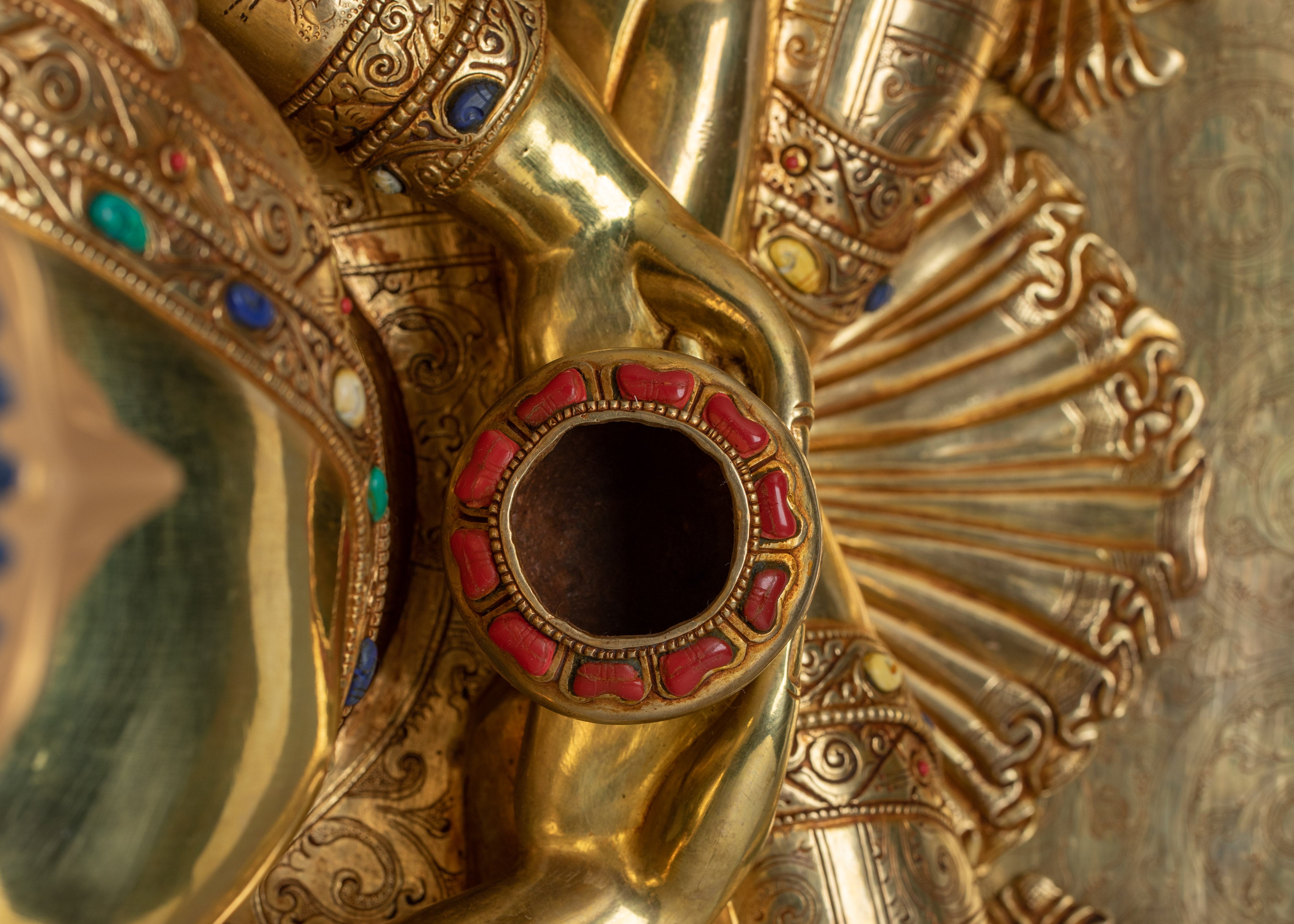 Sukhavati Ruler Amitabha Buddha Statue | Altar Decor for Meditation