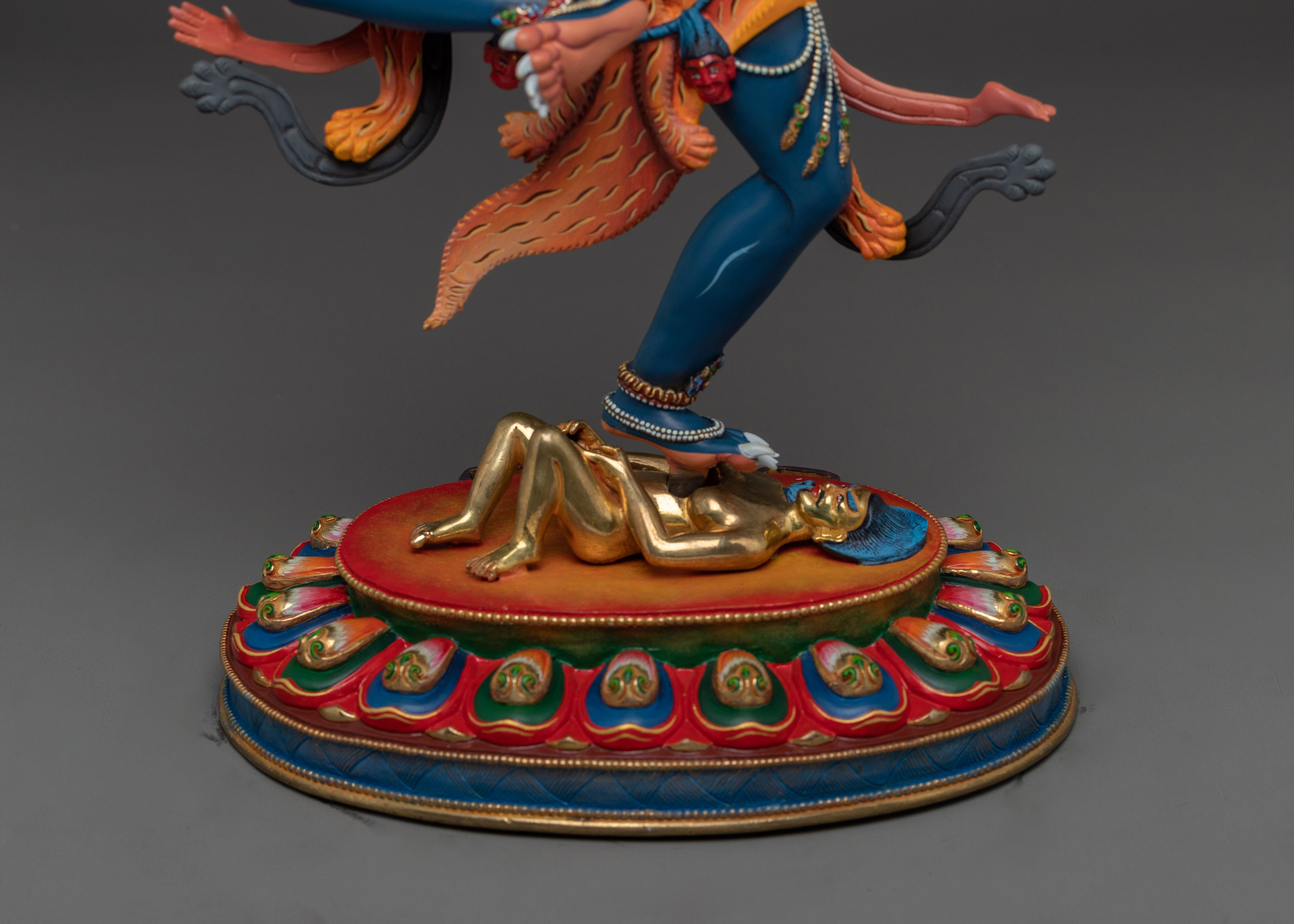 Troma Nagmo Statue | Wrathful Female Protector in Tibetan Buddhism