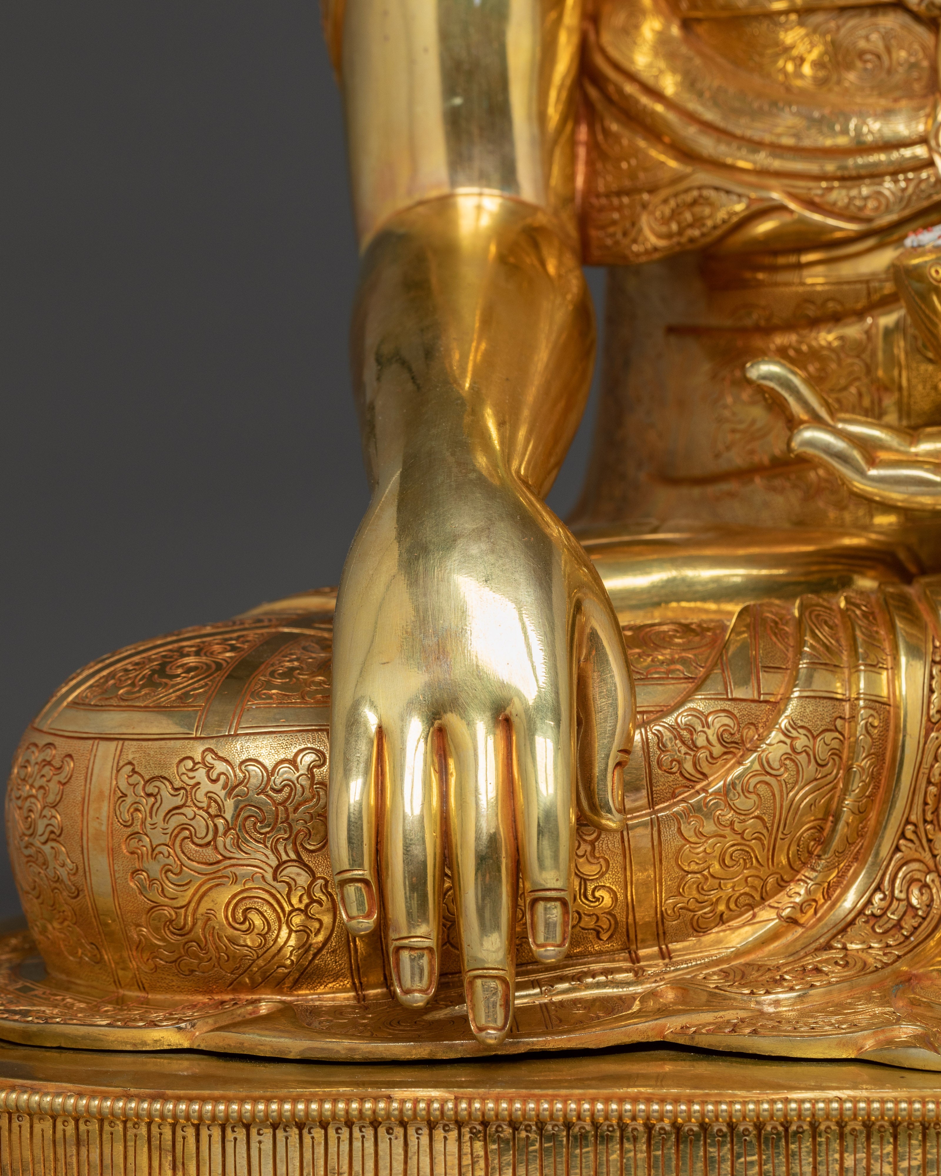 Divine Artwork of Shakyamuni Buddha | Enlightened One