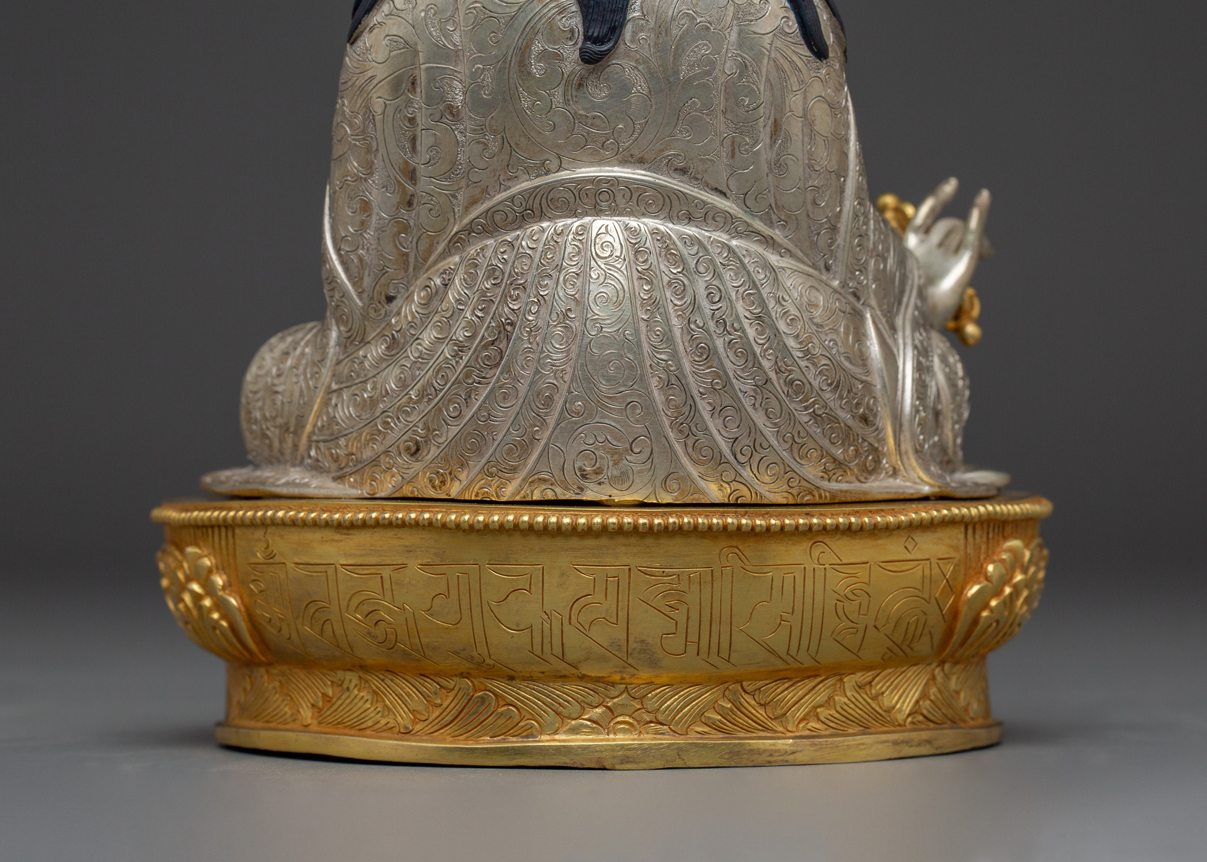Majestic Silver Guru Rinpoche Statue | Precious Guru Padmasambhava