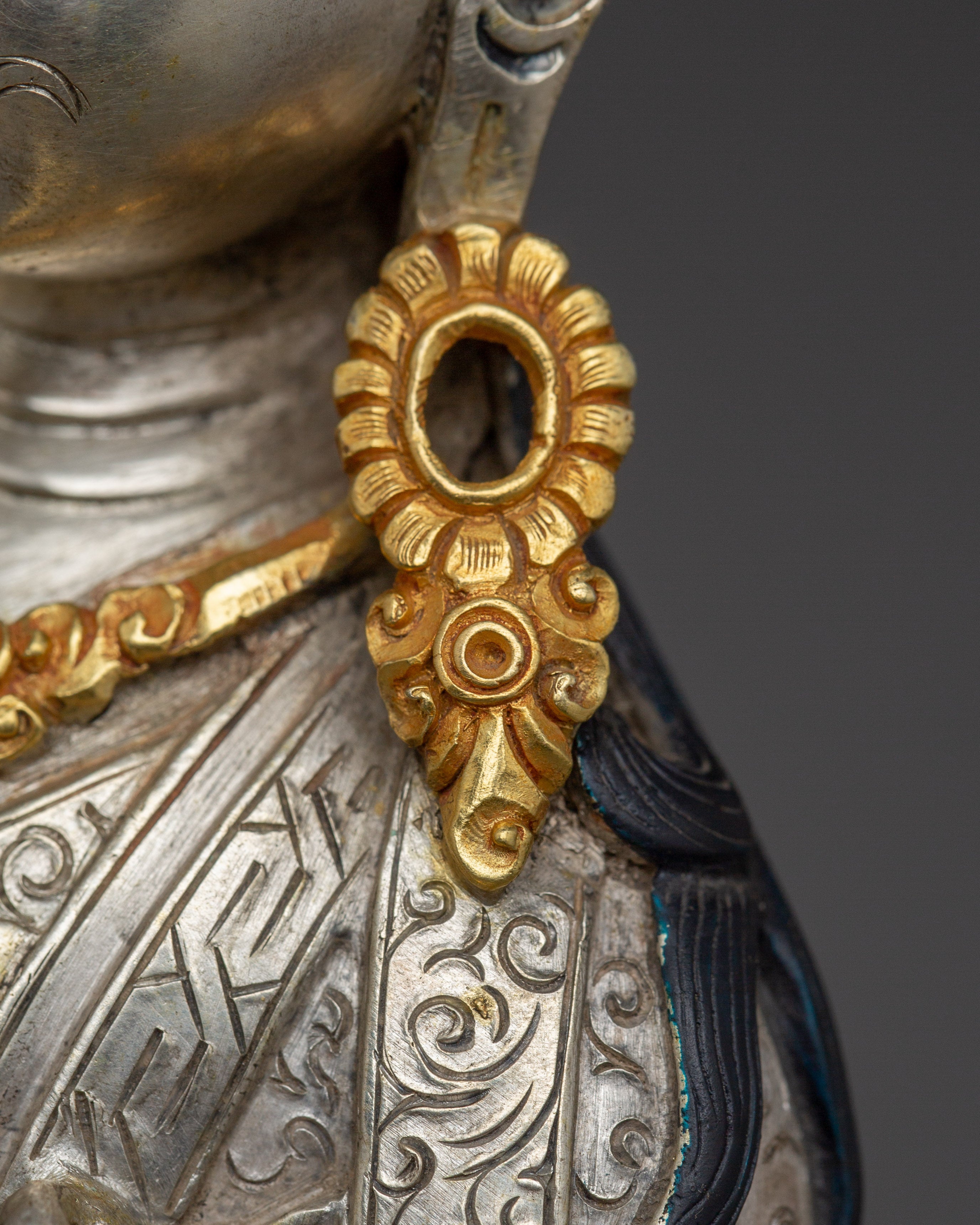 Majestic Silver Guru Rinpoche Statue | Precious Guru Padmasambhava