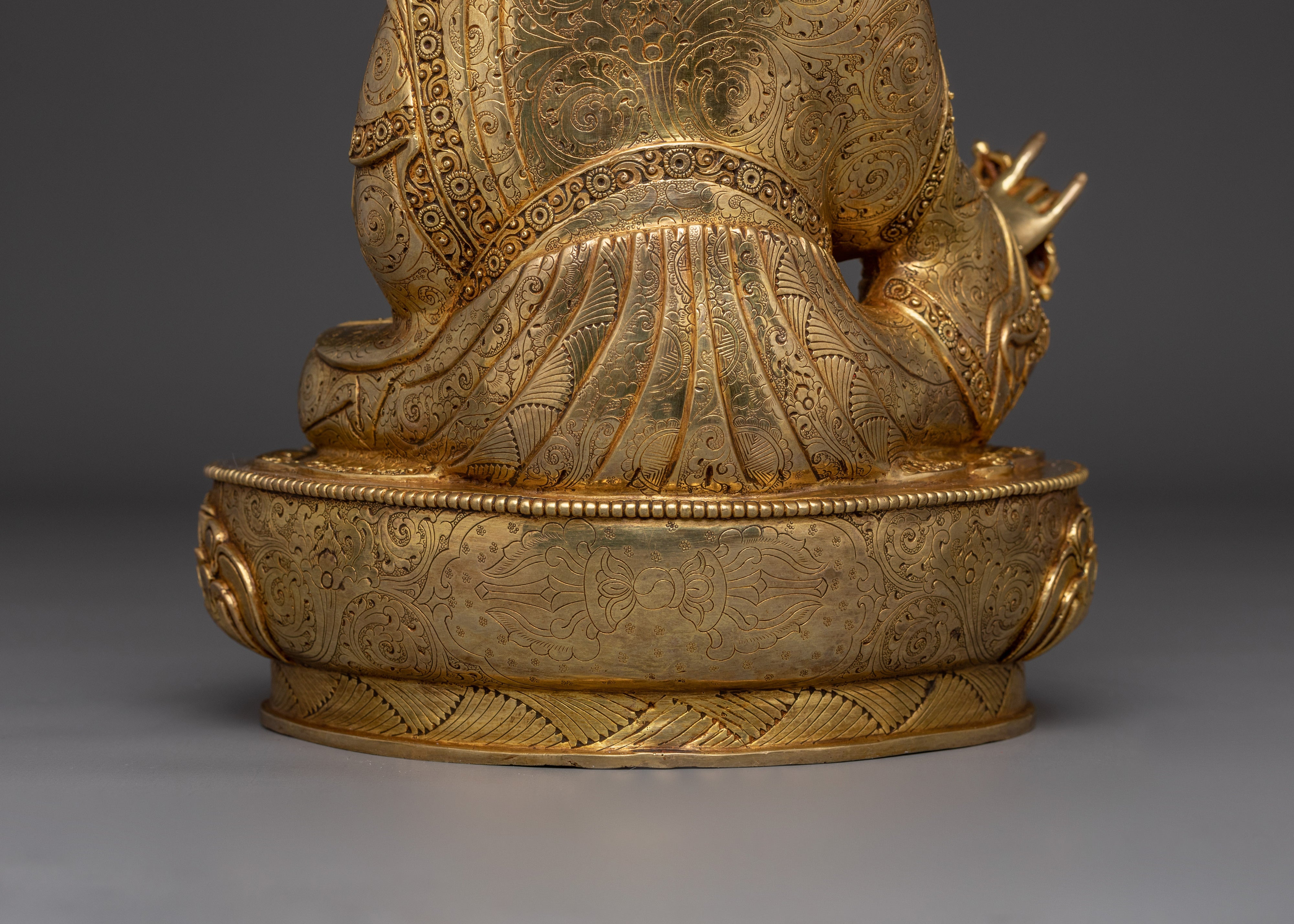 Tibetan Spirituality Guru Rinpoche Statue | Buddhist Master
