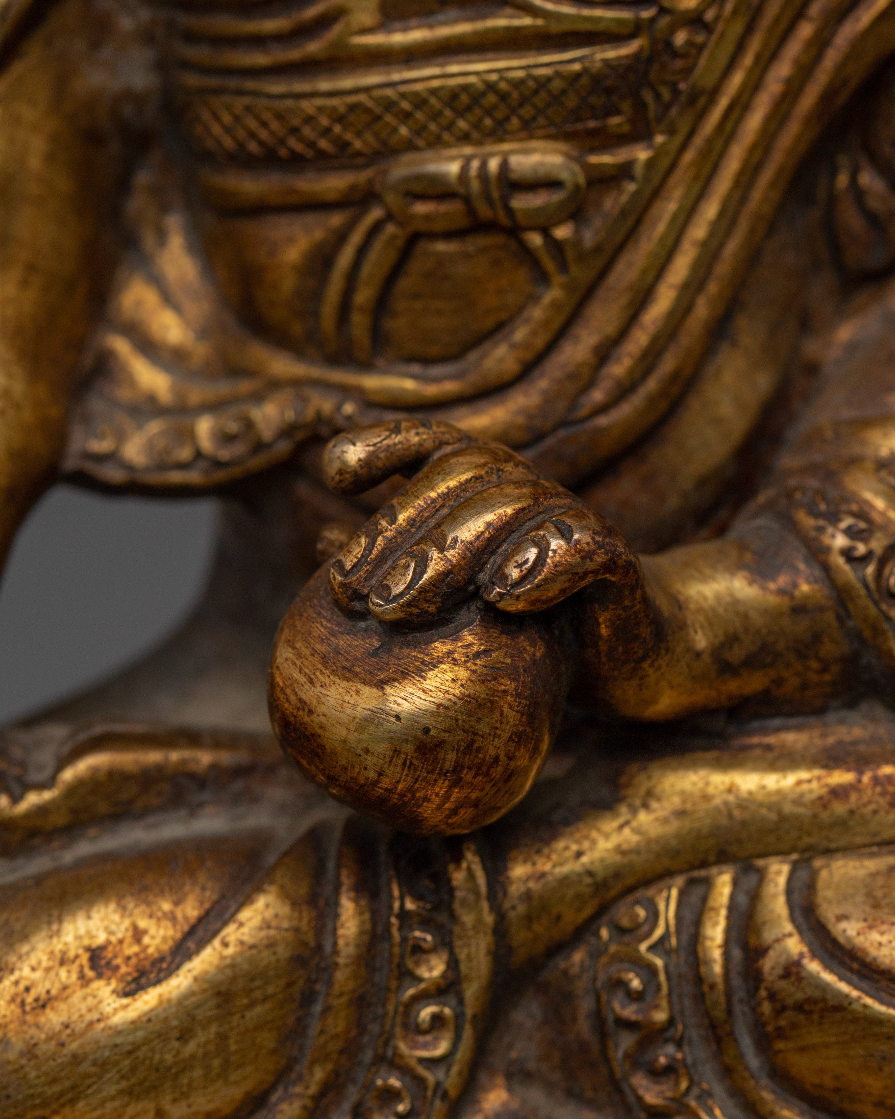 Shakya Senge Statue for Decor | Spiritual Guardian