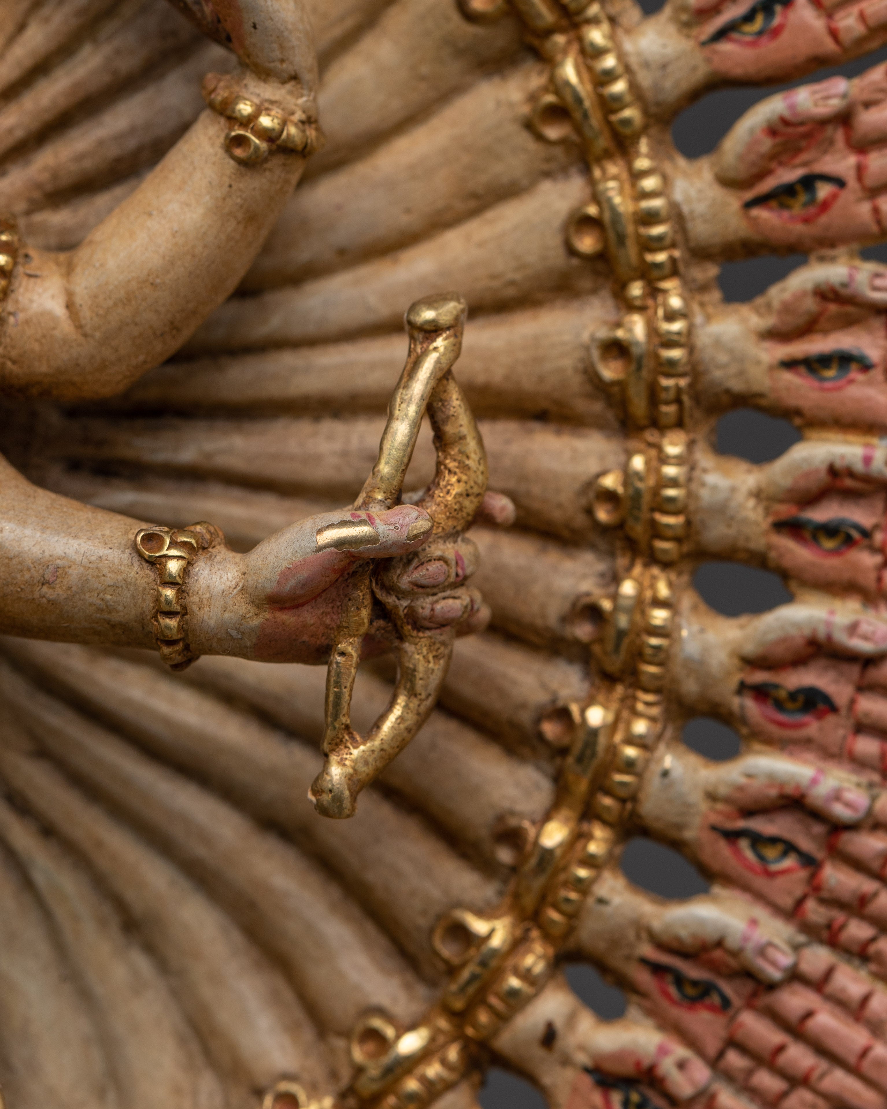 Buddhist Deity 1000 Armed Chenresig | Bodhisattva of Compassion