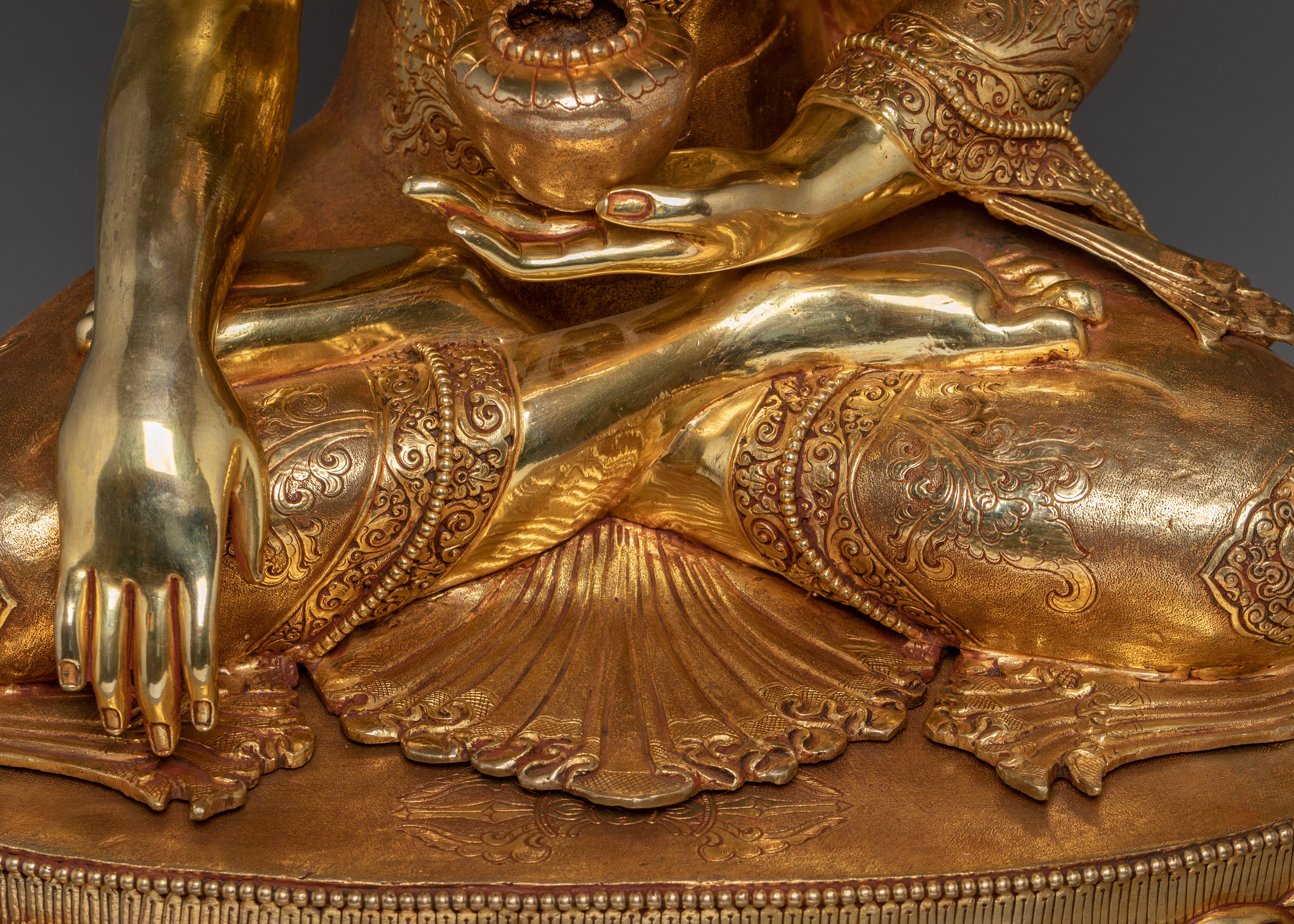 Crown Shakyamuni Buddha Statue | Traditional Figure