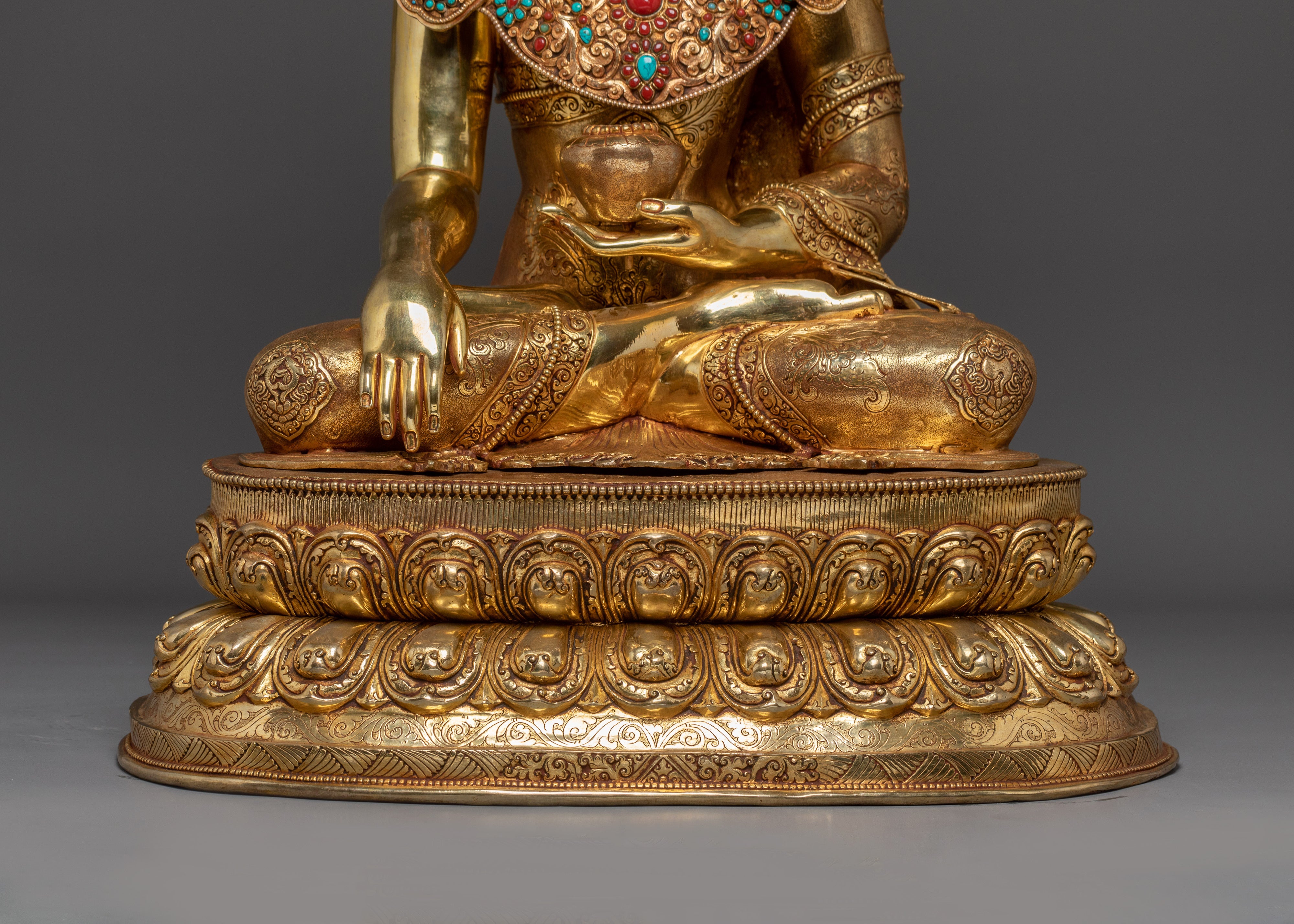 Crown Shakyamuni Buddha Statue | Traditional Figure