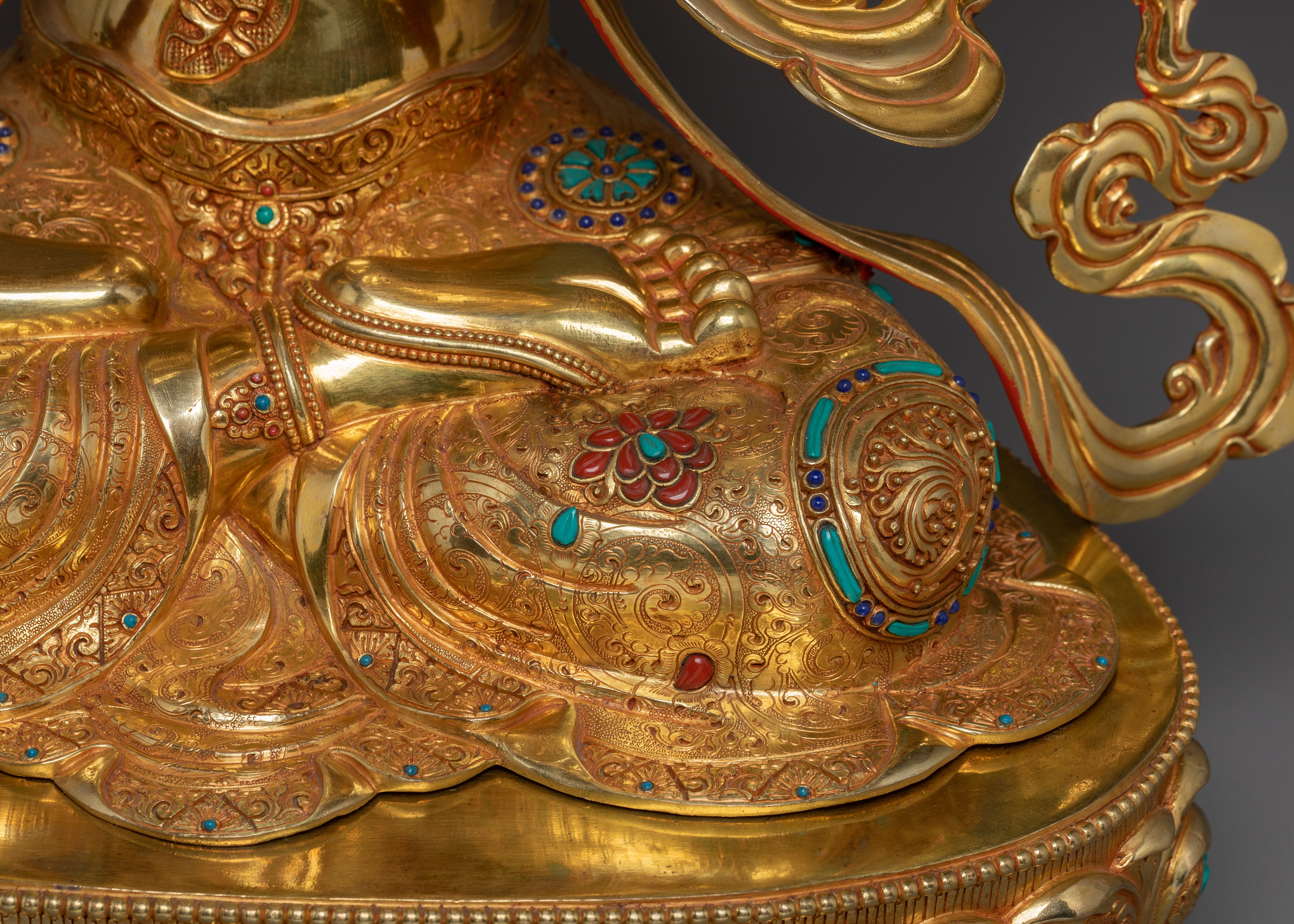 Majestic Chenrezig Bodhisattva Statue | Embodiment of Compassion