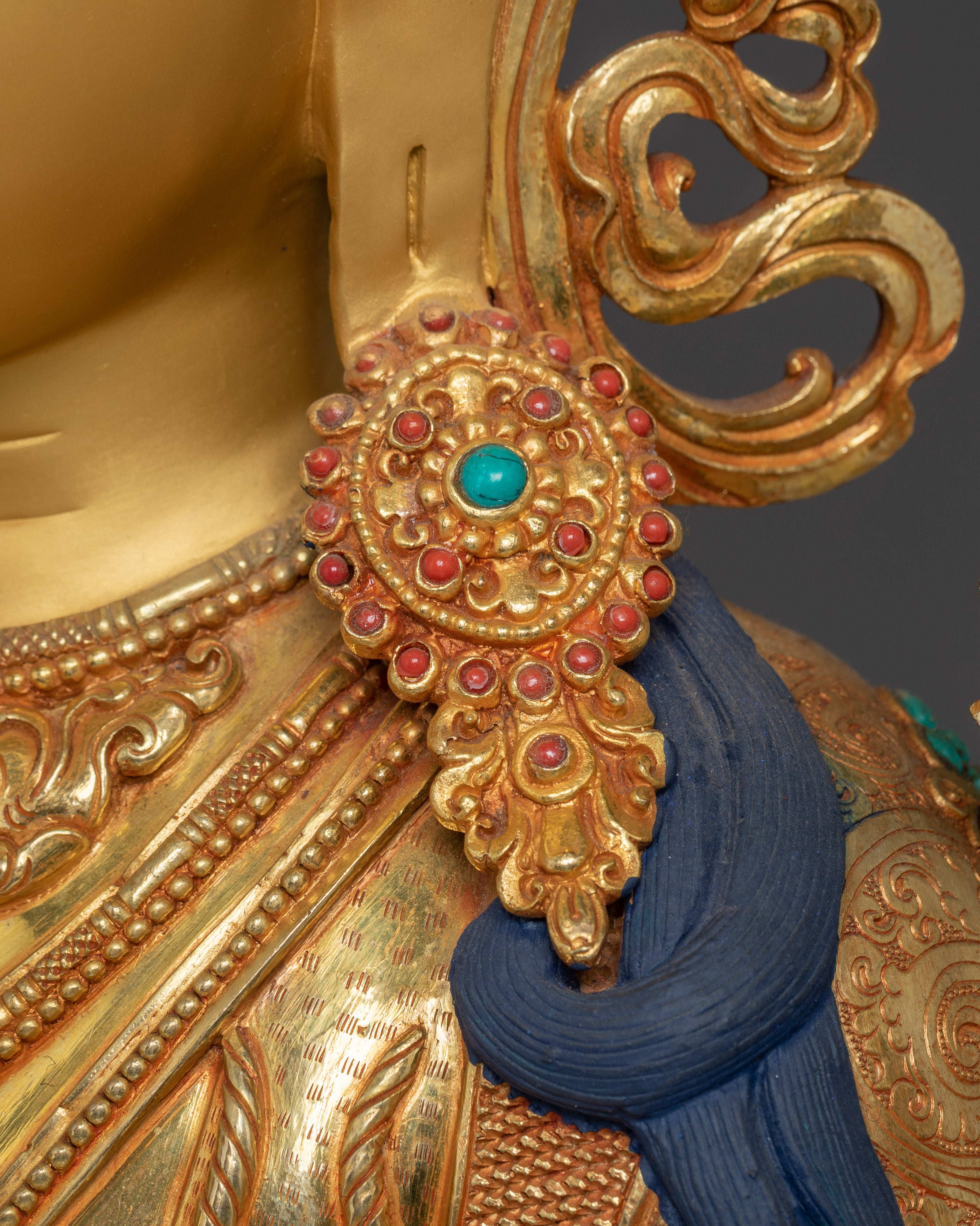 Majestic Chenrezig Bodhisattva Statue | Embodiment of Compassion