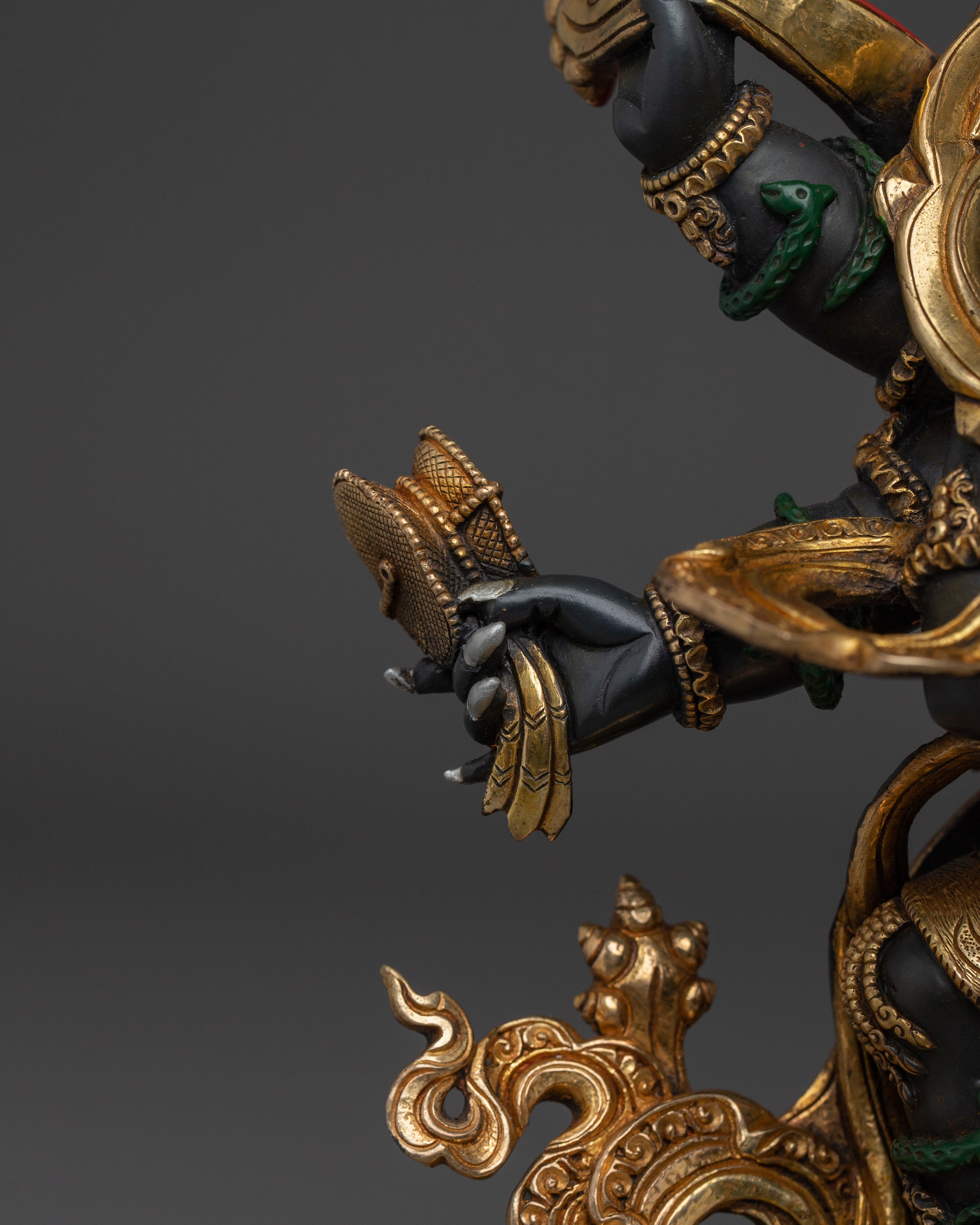 Sculpture of Six Armed Mahakala | Wrathful Protector Deity