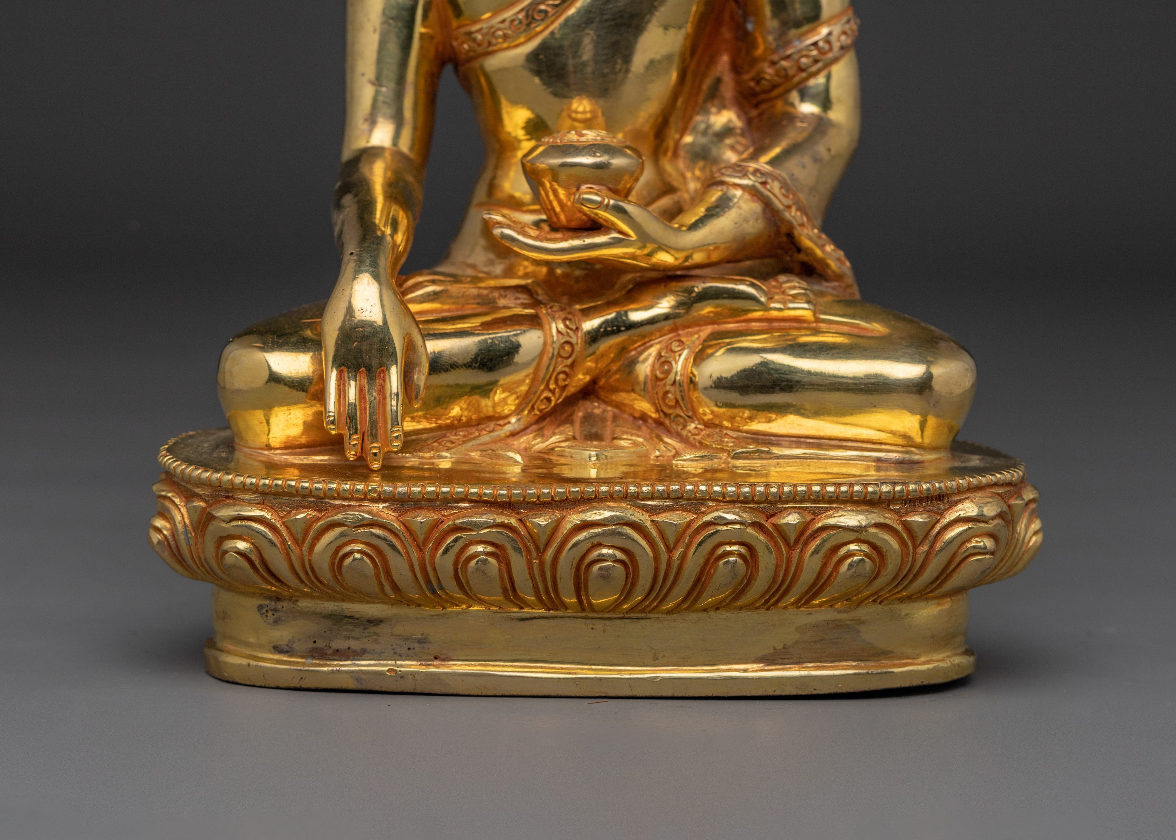 Traditional Tibetan Shakyamuni Buddha Art | Enlightened One