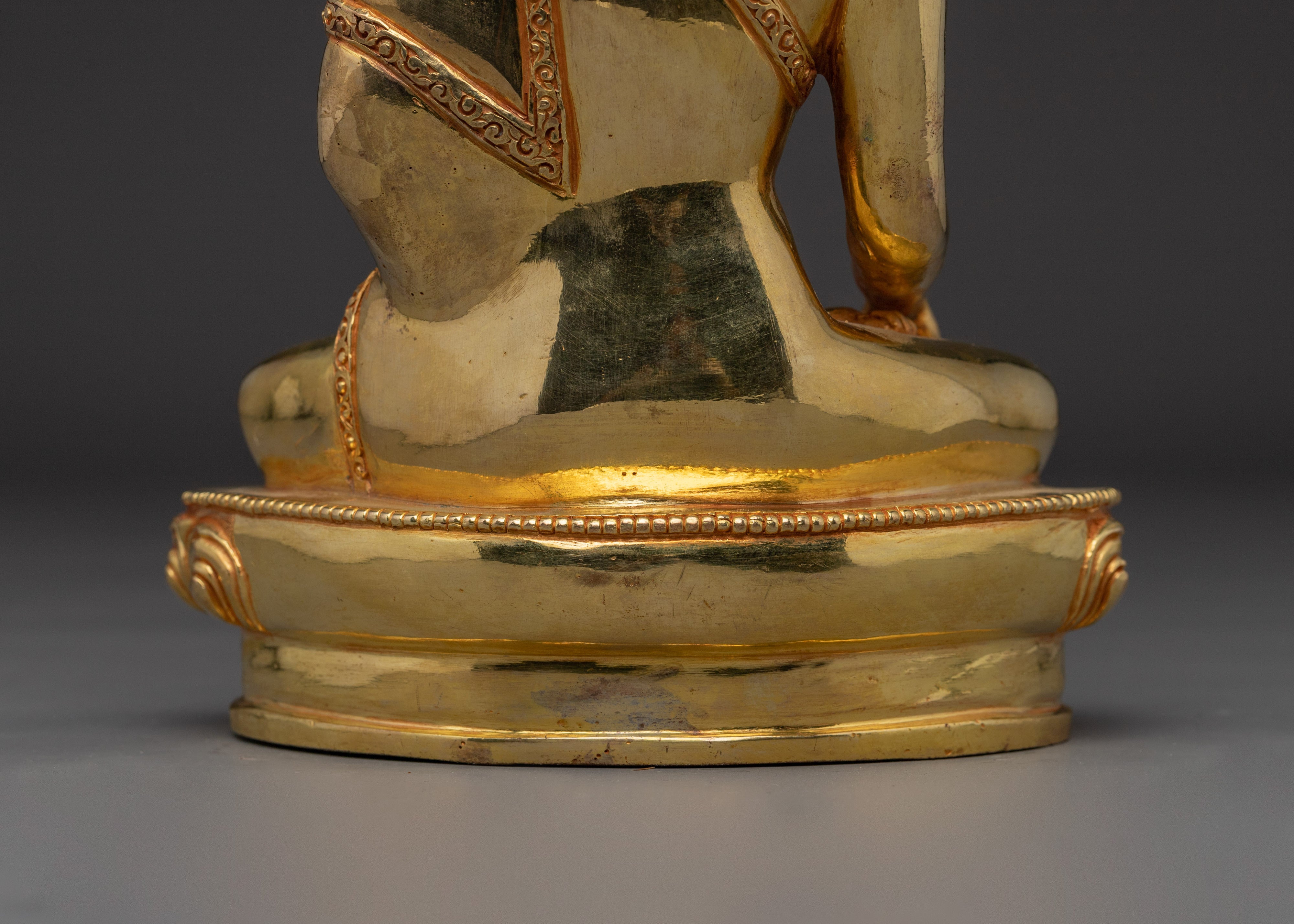 Traditional Tibetan Shakyamuni Buddha Art | Enlightened One