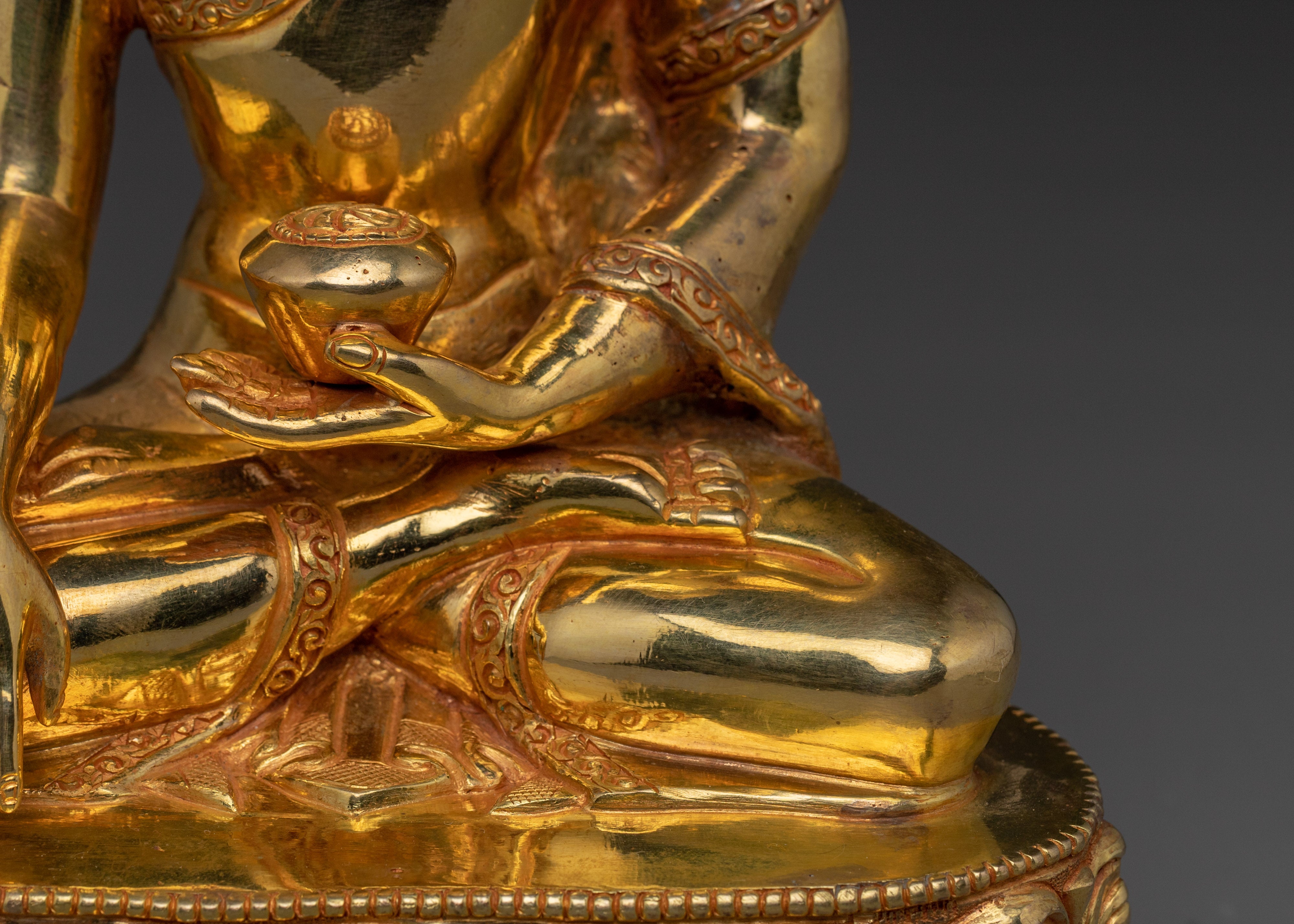 Traditional Tibetan Shakyamuni Buddha Art | Enlightened One