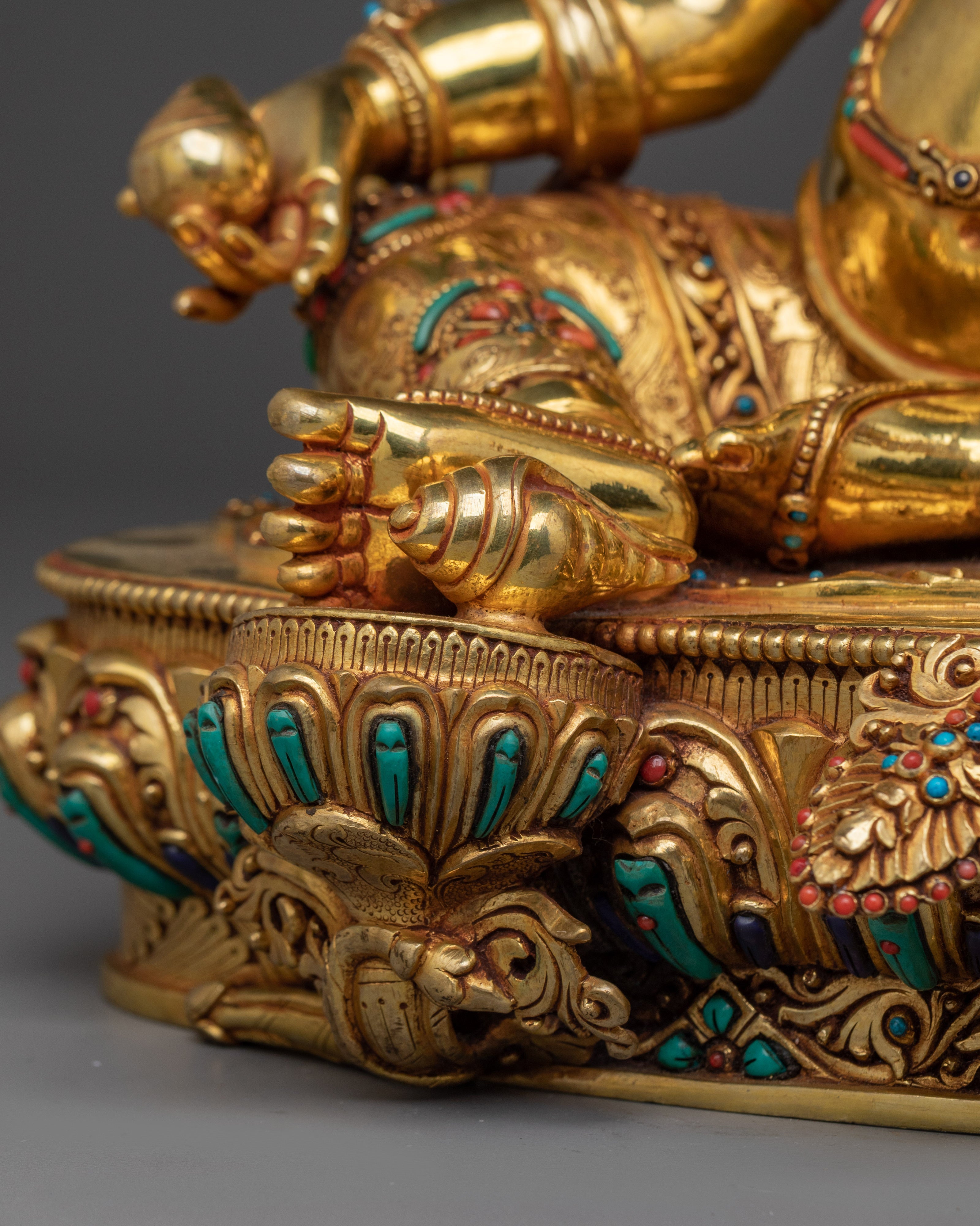 Wealth-attracting Tibetan deity | Buddhist Deity of Wealth