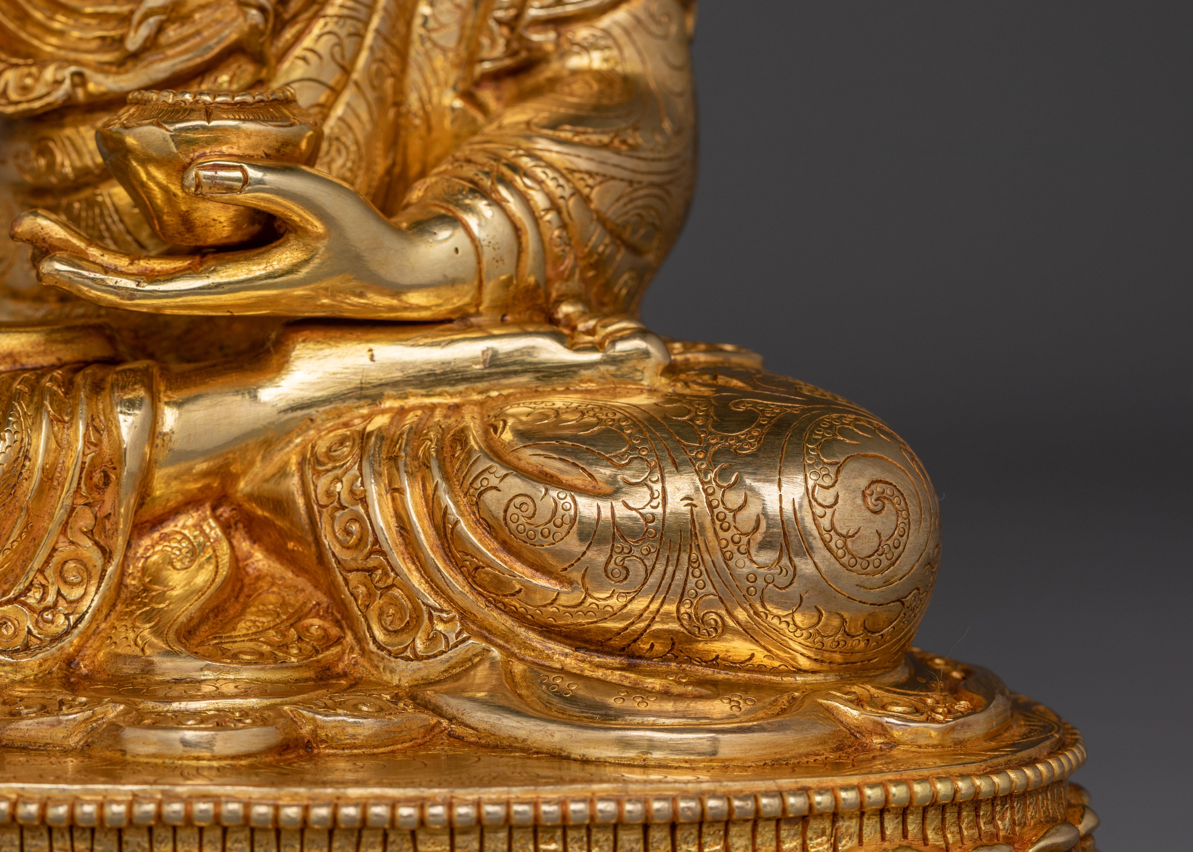 Shakyamuni Buddha Copper Statue for Meditation | Enlightened Buddha for Meditation