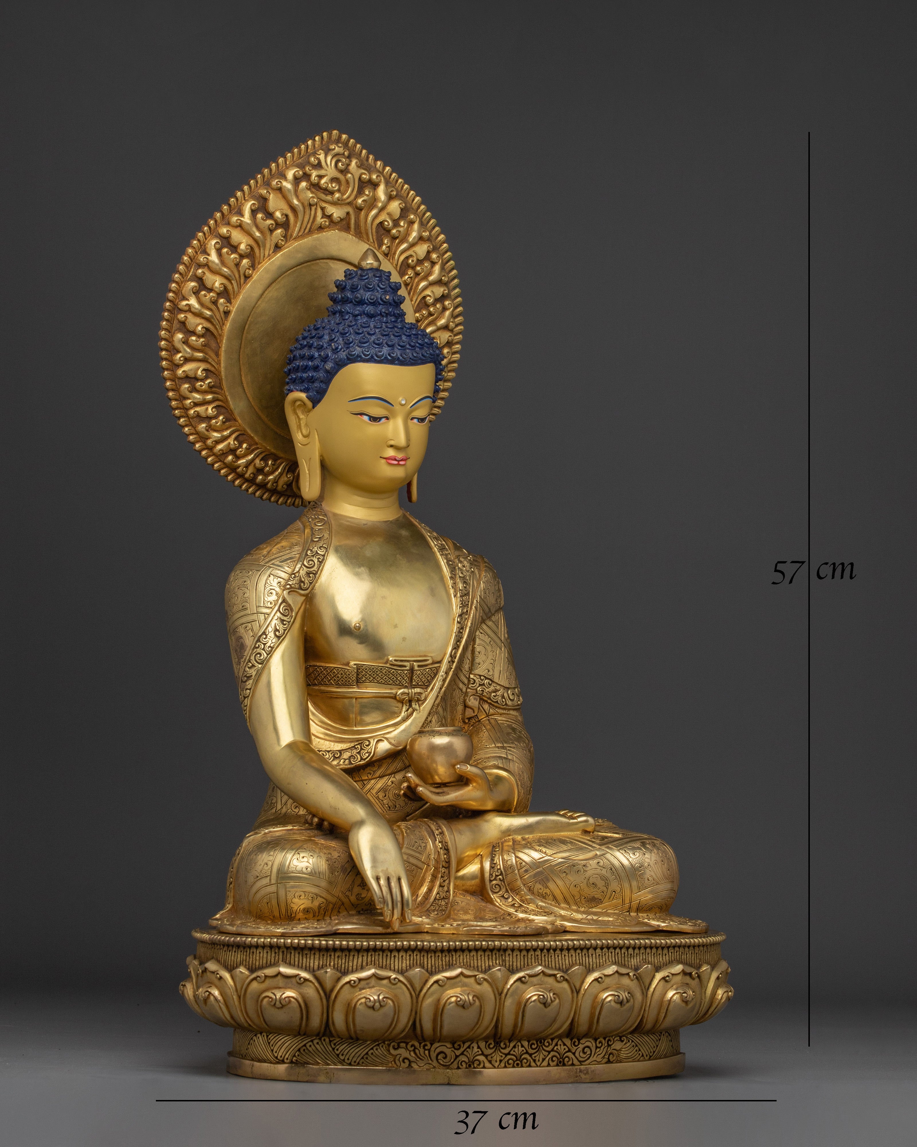 Majestic Shakyamuni Buddha statue 22.4"