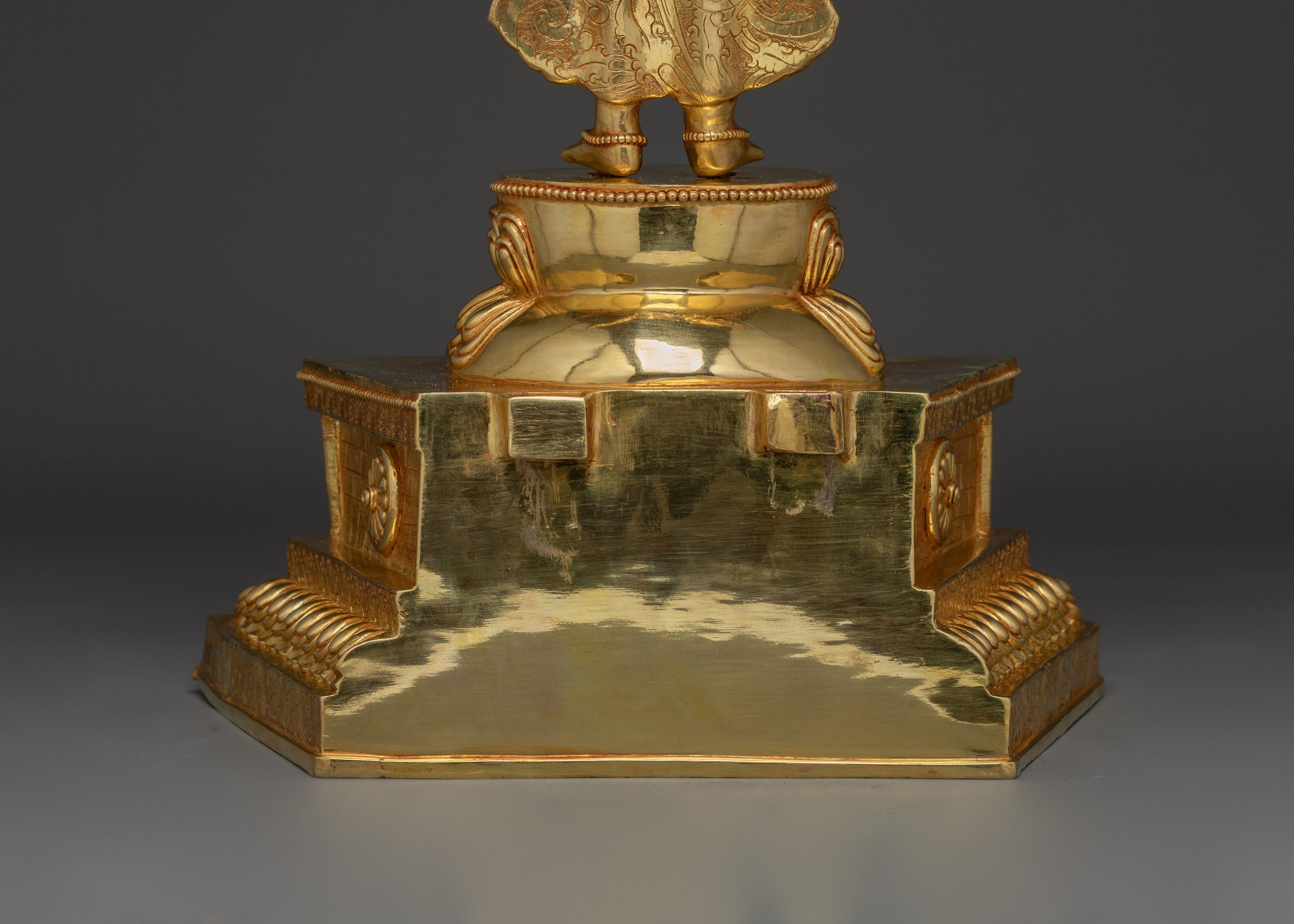 Radiant Thousand Armed Chenrezig Statue | Spiritual Decoration